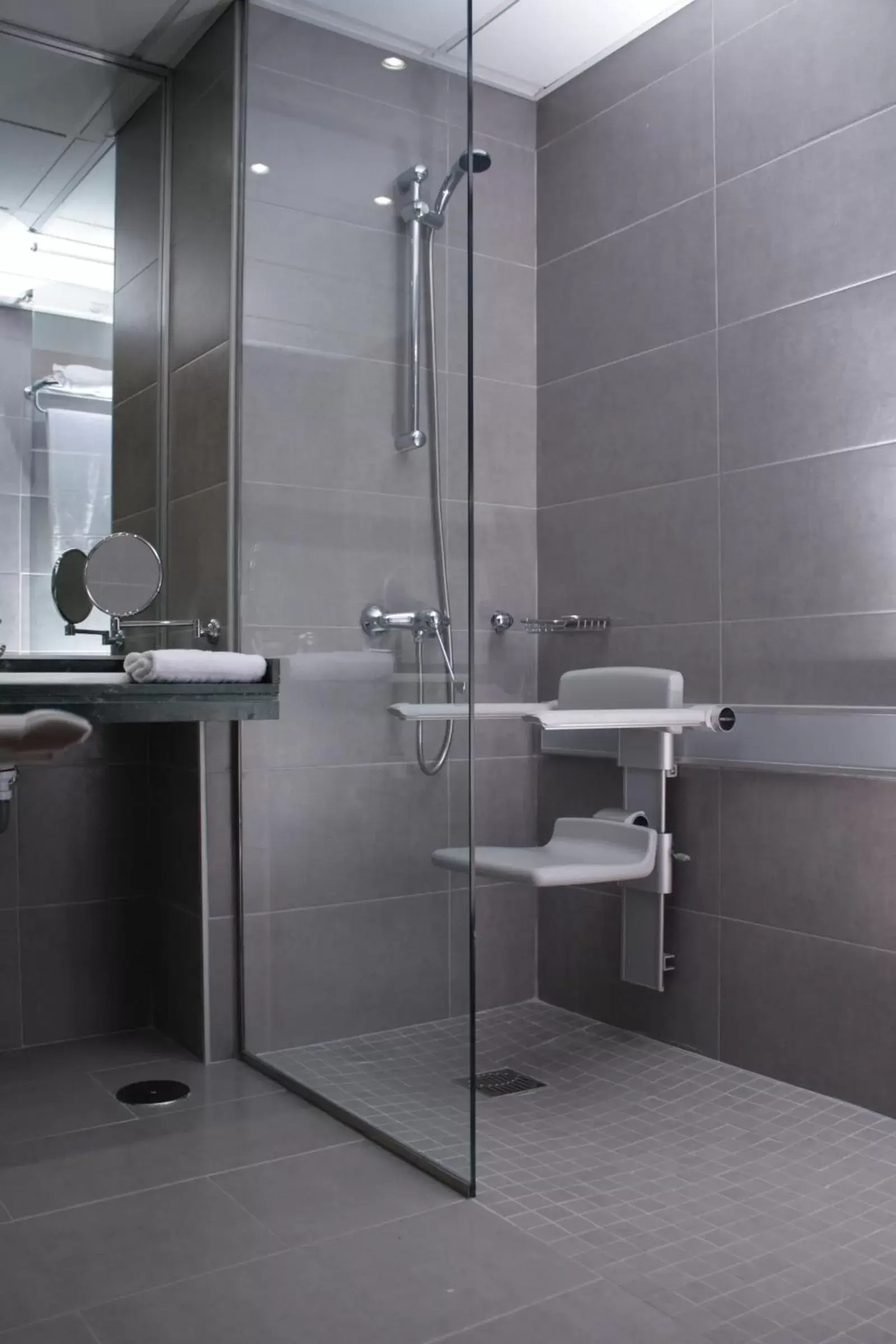 Double or Twin Room - Disability Access in Hotel Olympia Valencia Double or Twin Room - Disability Access in Hotel Olympia Valencia