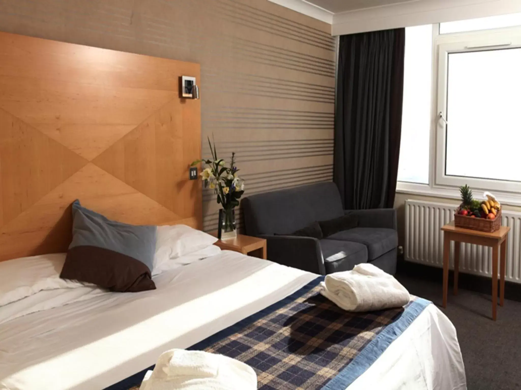 Deluxe Double Room with Sea View in Best Western Palace Hotel & Casino Deluxe Double Room with Sea View in Best Western Palace Hotel & Casino