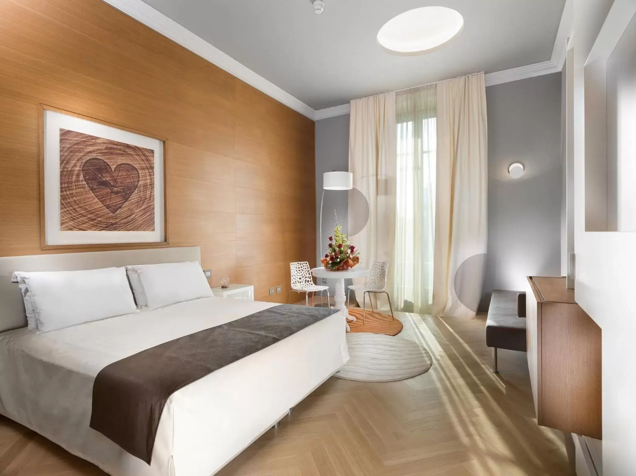 Suite with Duomo Cathedral View with Balcony in The Glamore Milano Duomo Suite with Duomo Cathedral View with Balcony in The Glamore Milano Duomo