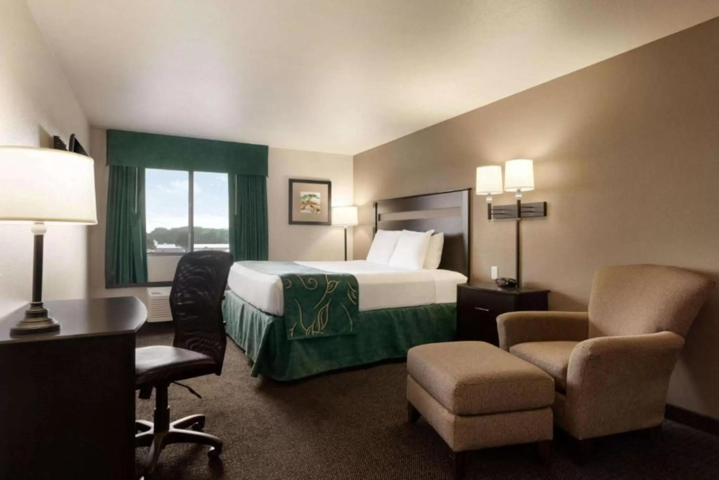 King Room - Mobility Access/Non-Smoking in Baymont by Wyndham Wellington King Room - Mobility Access/Non-Smoking in Baymont by Wyndham Wellington