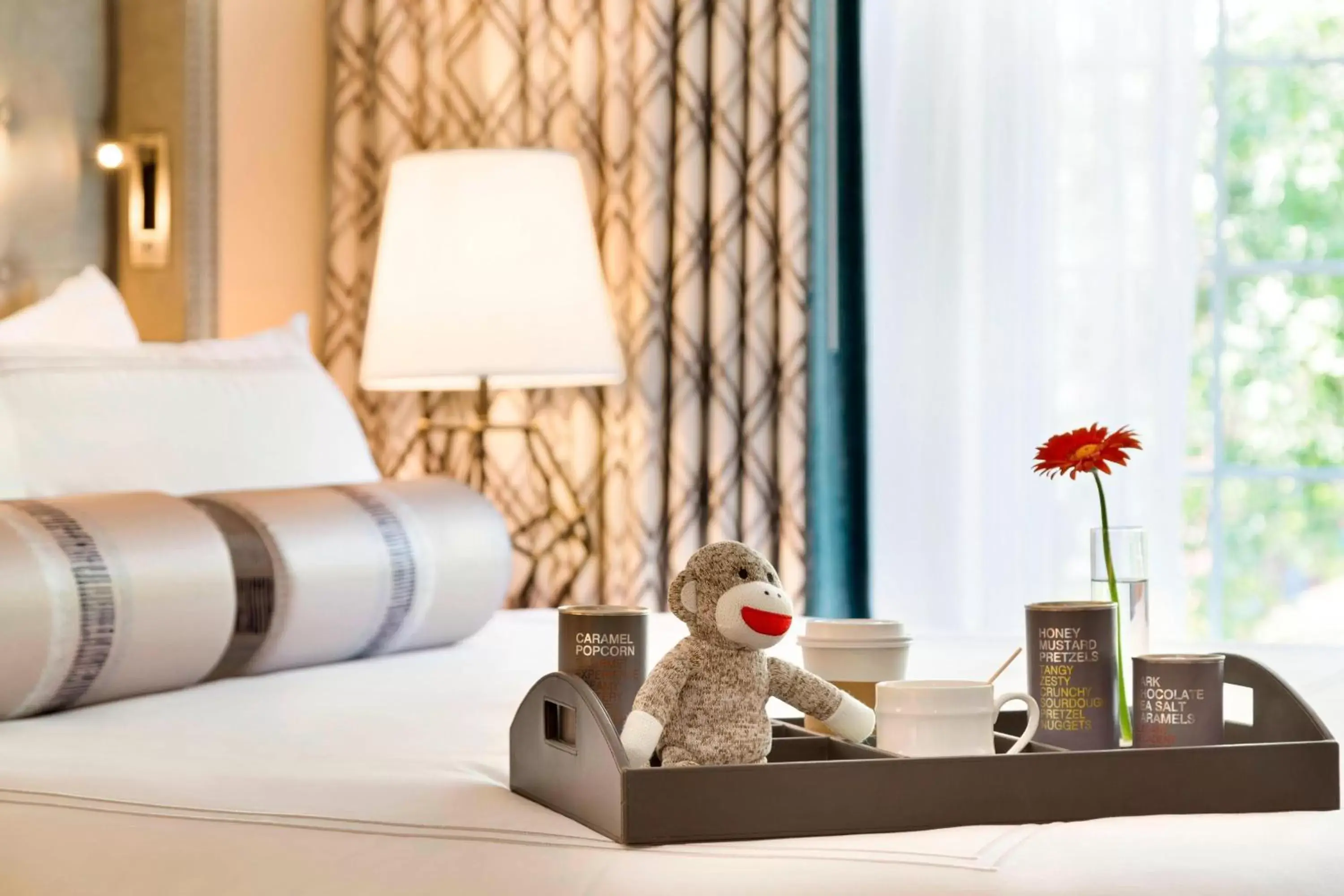 King Room in Reikart House Buffalo, a Tribute Portfolio Hotel King Room in Reikart House Buffalo, a Tribute Portfolio Hotel