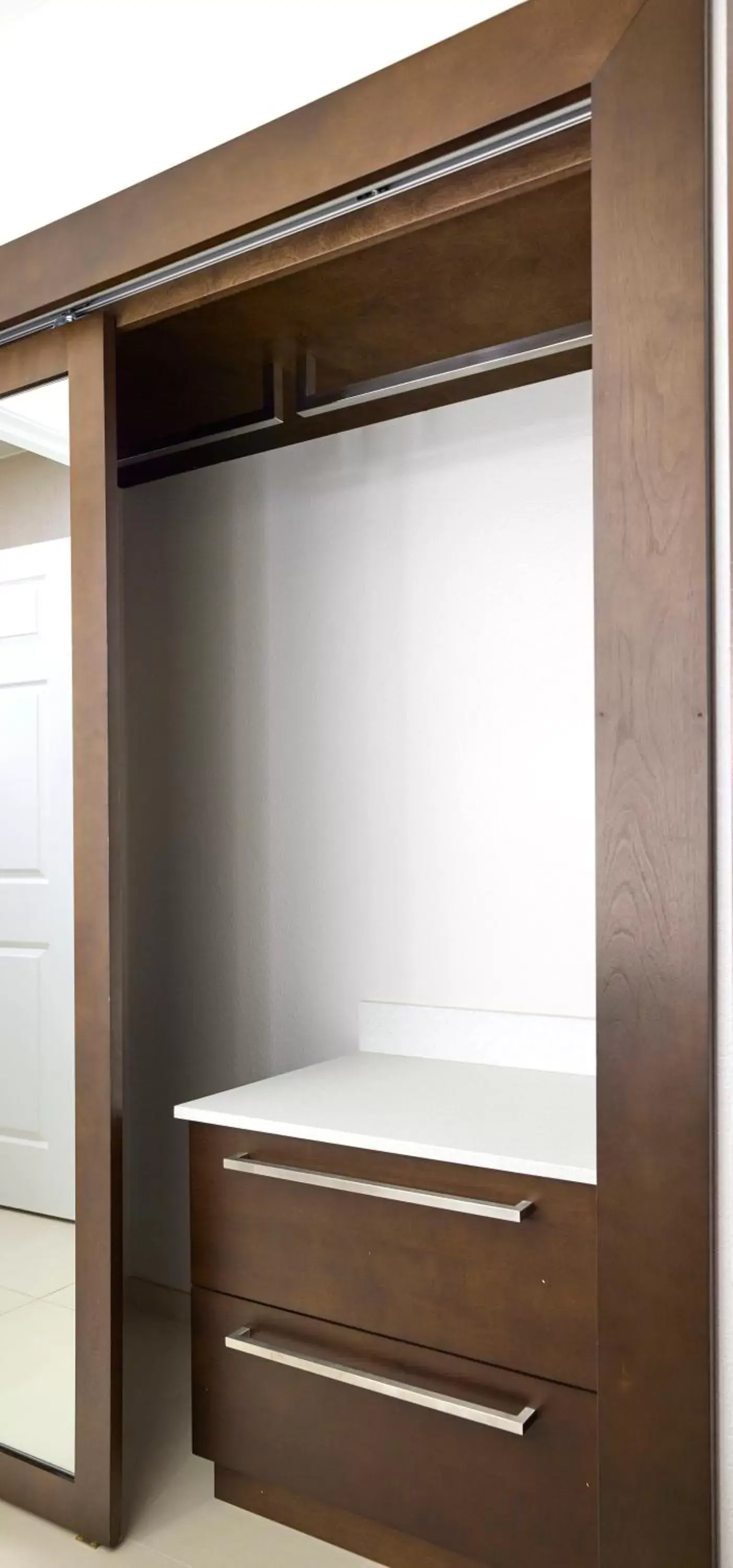 Two-Bedroom Suite with One King and One Queen Bed in Residence Inn Eugene Springfield Two-Bedroom Suite with One King and One Queen Bed in Residence Inn Eugene Springfield