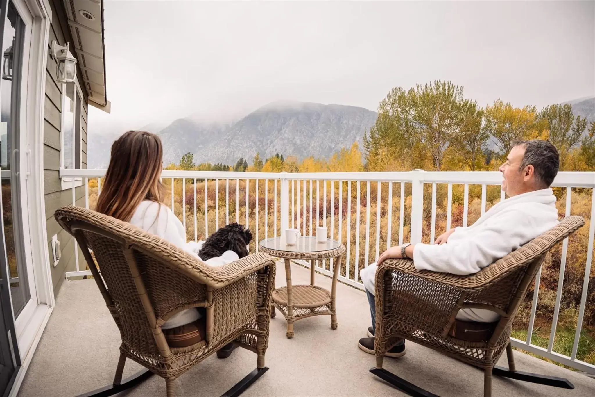 King Room in Similkameen Wild Resort & Winery Retreat King Room in Similkameen Wild Resort & Winery Retreat