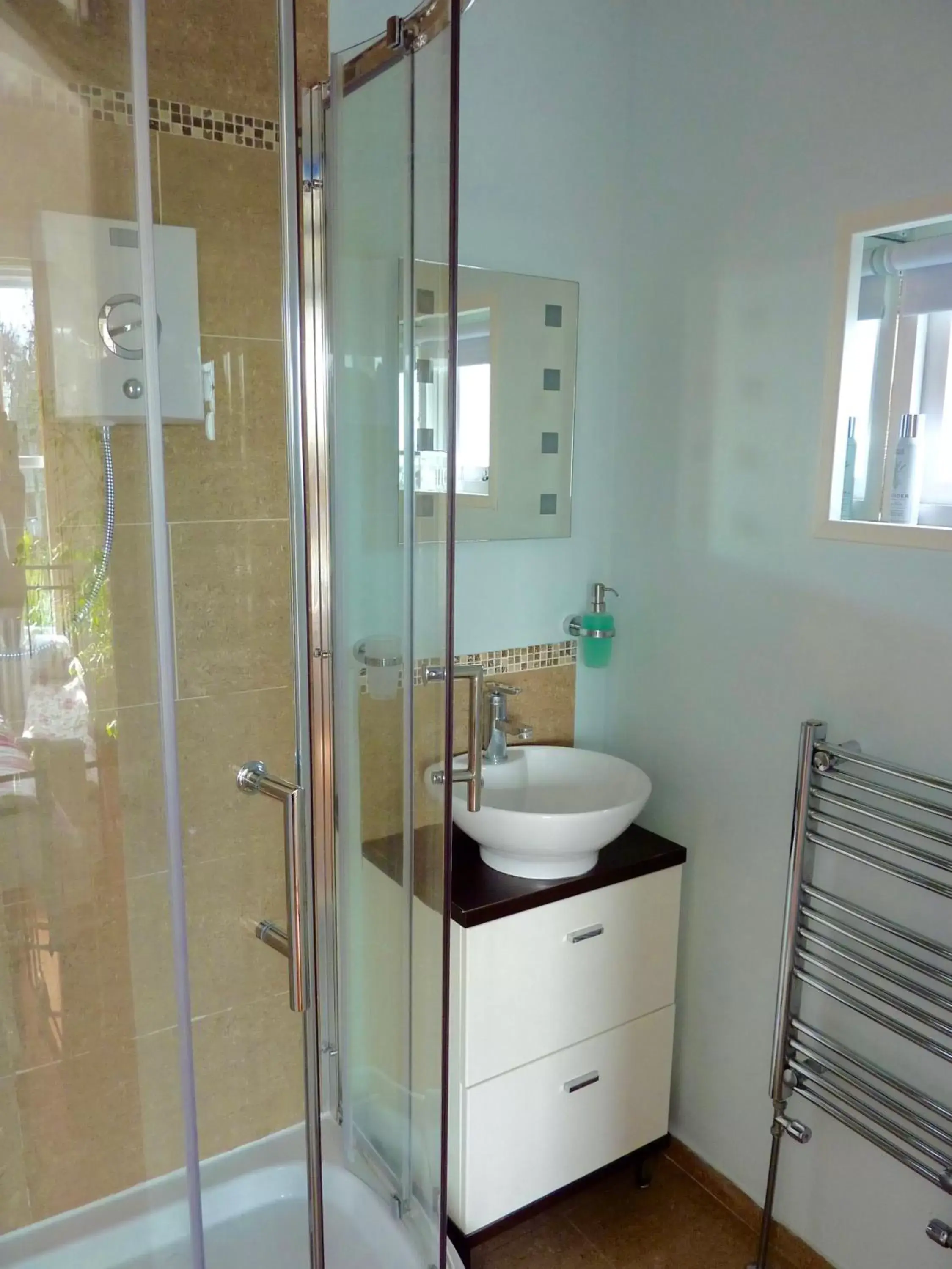 Triple Room in Derrin Guest House Triple Room in Derrin Guest House