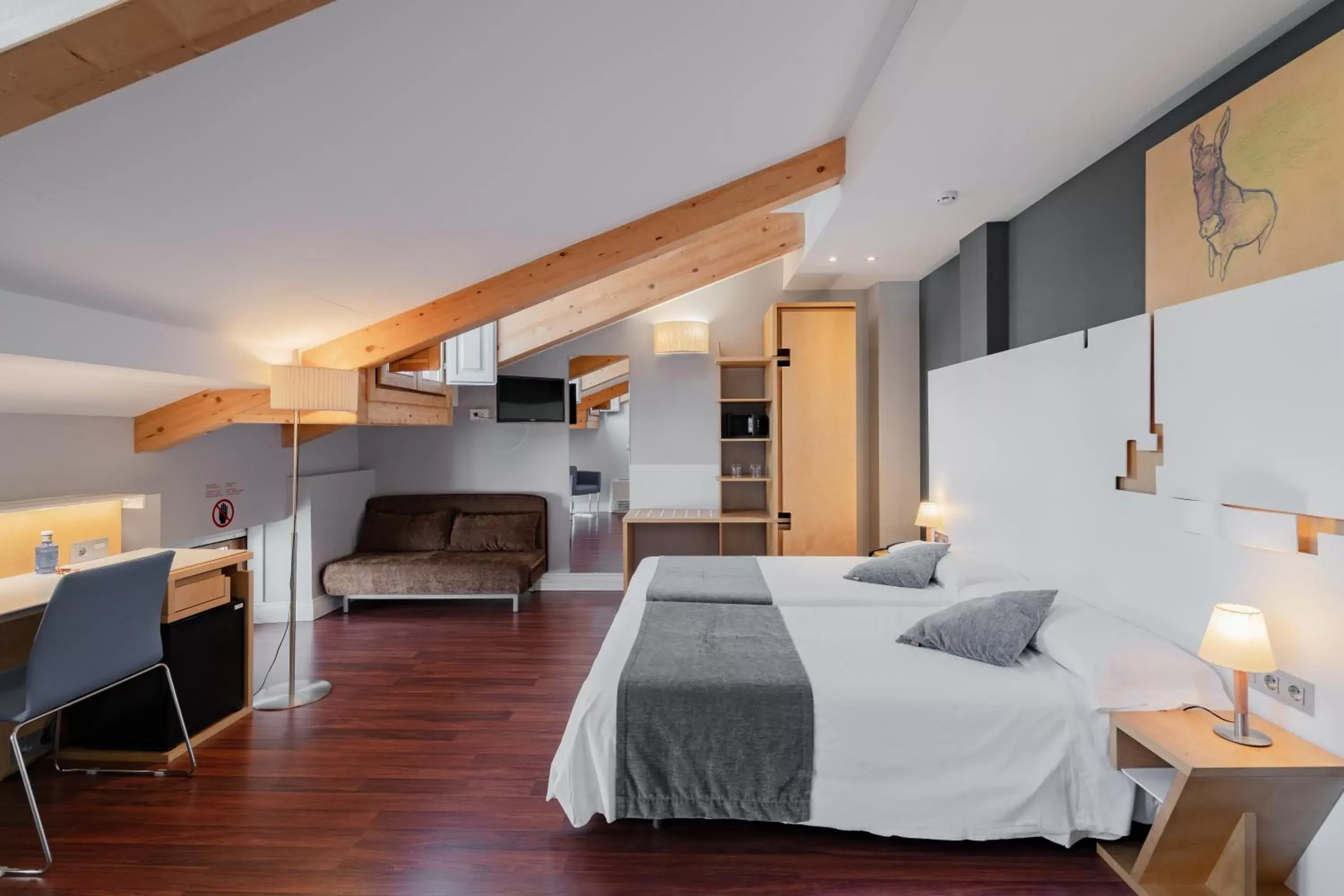 Superior Twin Room in Hotel El Coloquio Superior Twin Room in Hotel El Coloquio