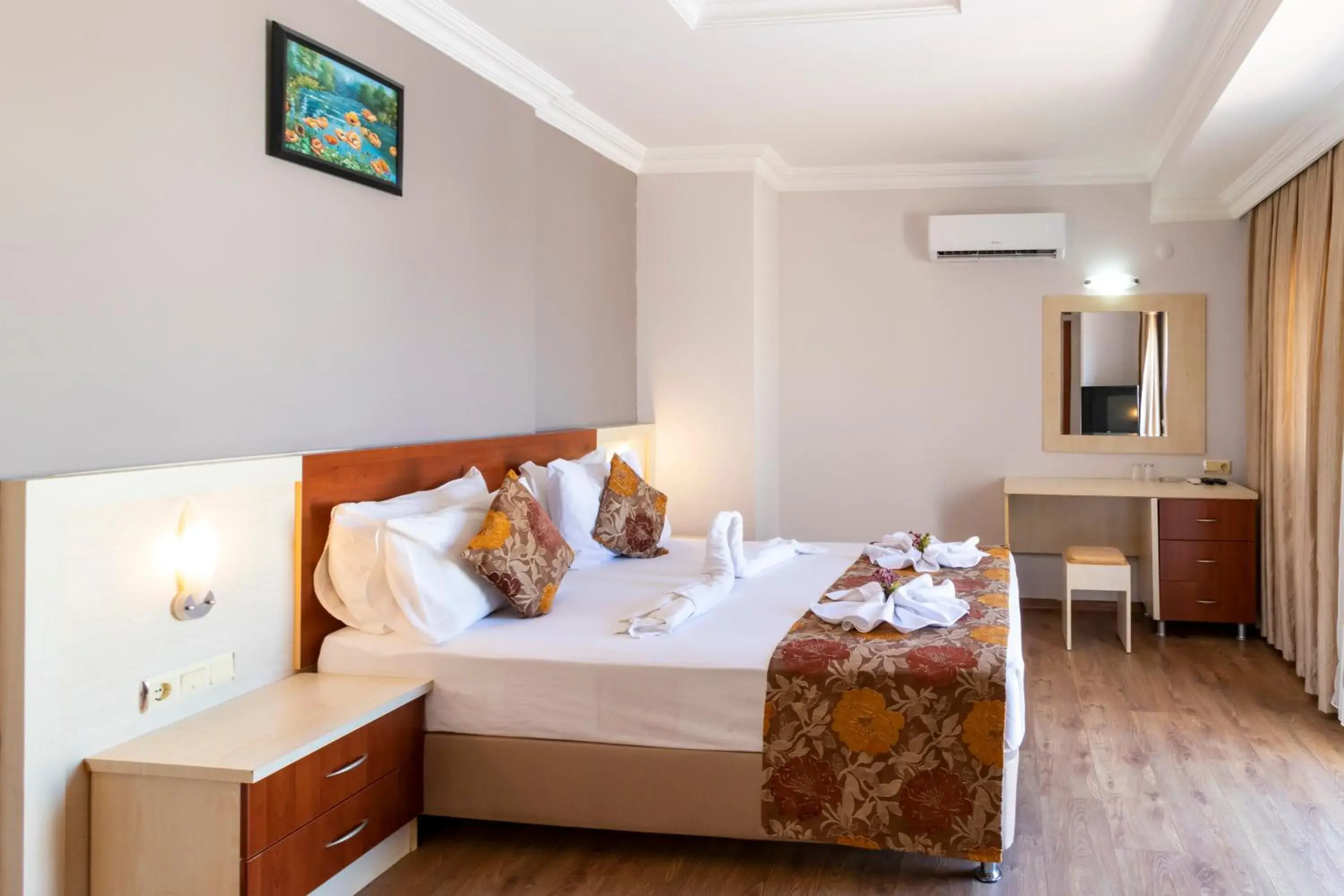 Standard Double Room - single occupancy in Lara Dinc Hotel Standard Double Room - single occupancy in Lara Dinc Hotel