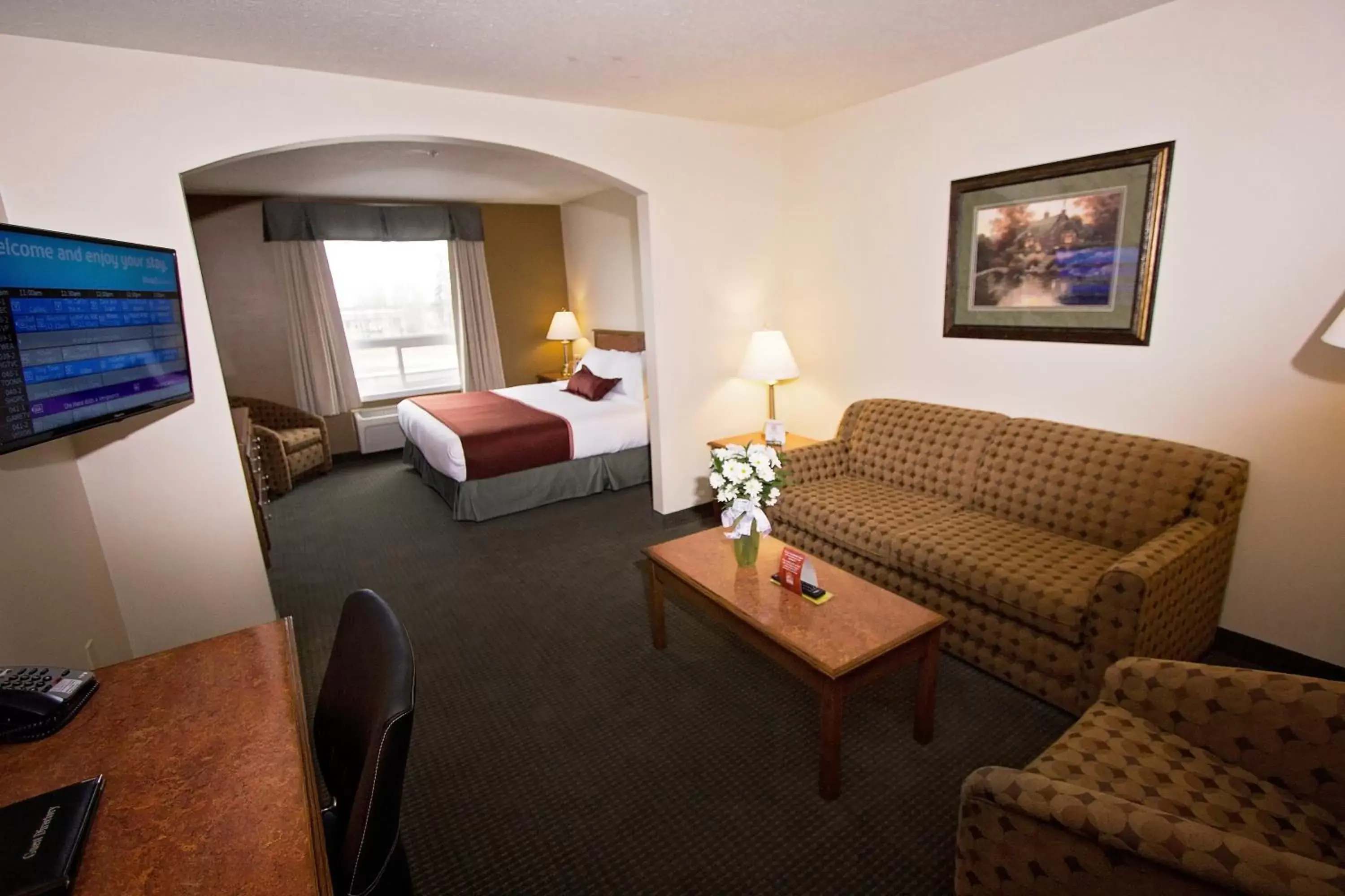 Family Suite in Service Plus Inns & Suites Drayton Valley Family Suite in Service Plus Inns & Suites Drayton Valley