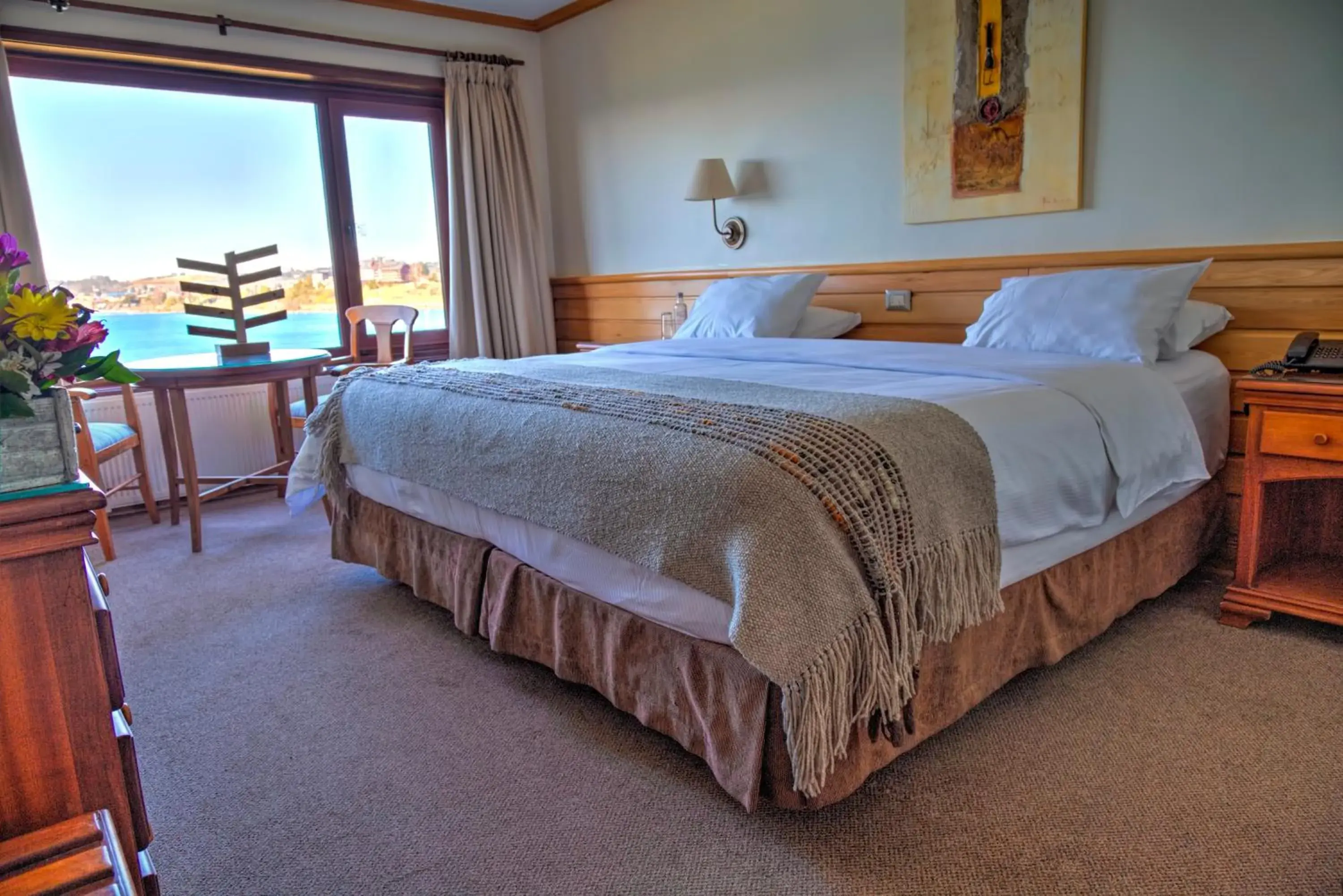 Superior Double Room in Hotel Cabaña Del Lago Puerto Varas Superior Double Room in Hotel Cabaña Del Lago Puerto Varas