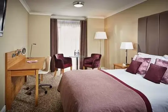 Double Room with Canal View in Lion Quays Resort Double Room with Canal View in Lion Quays Resort