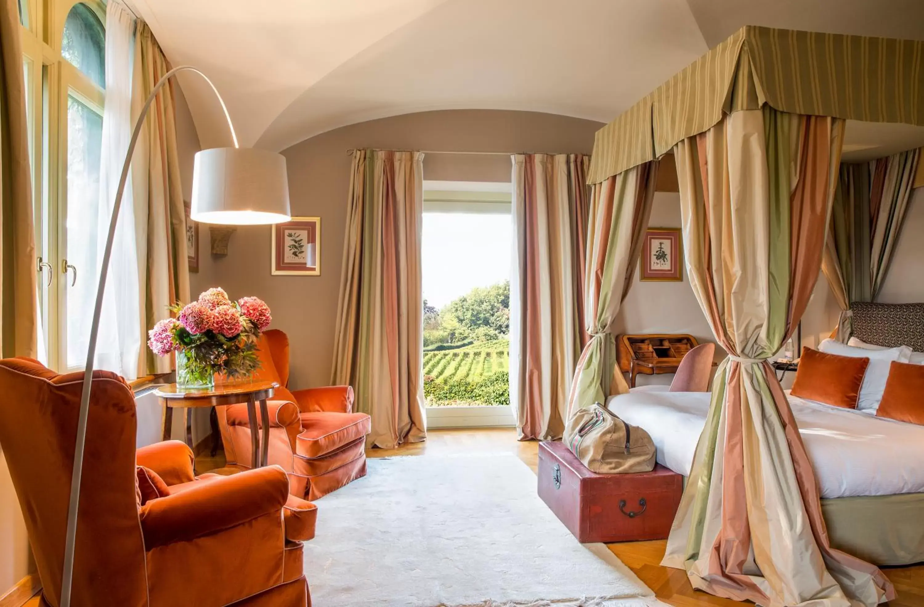 Junior Suite in L'Albereta Relais & Chateaux Junior Suite in L'Albereta Relais & Chateaux