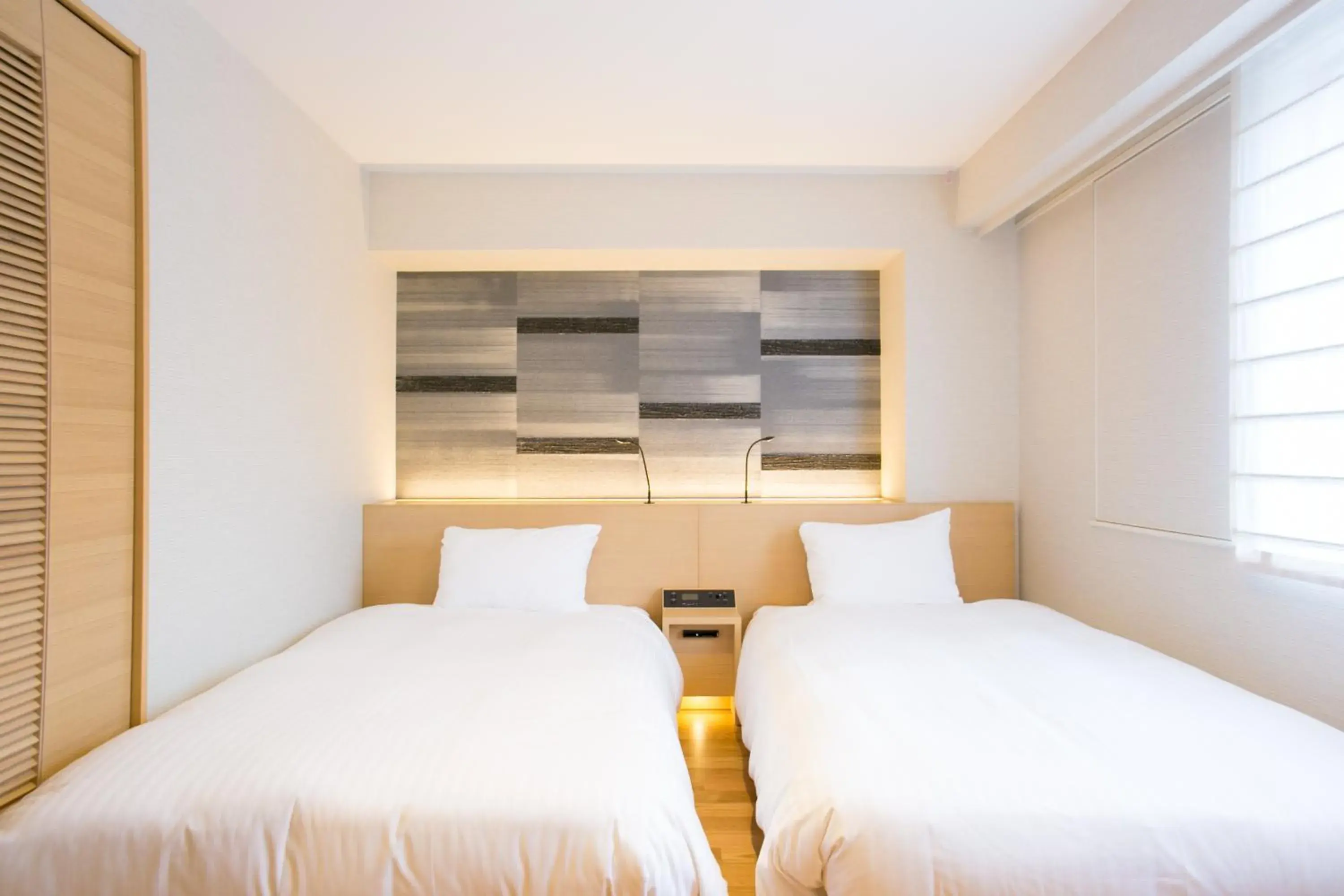 Comfort Twin Room - Non-Smoking in Nishitetsu Hotel Croom Hakata Comfort Twin Room - Non-Smoking in Nishitetsu Hotel Croom Hakata