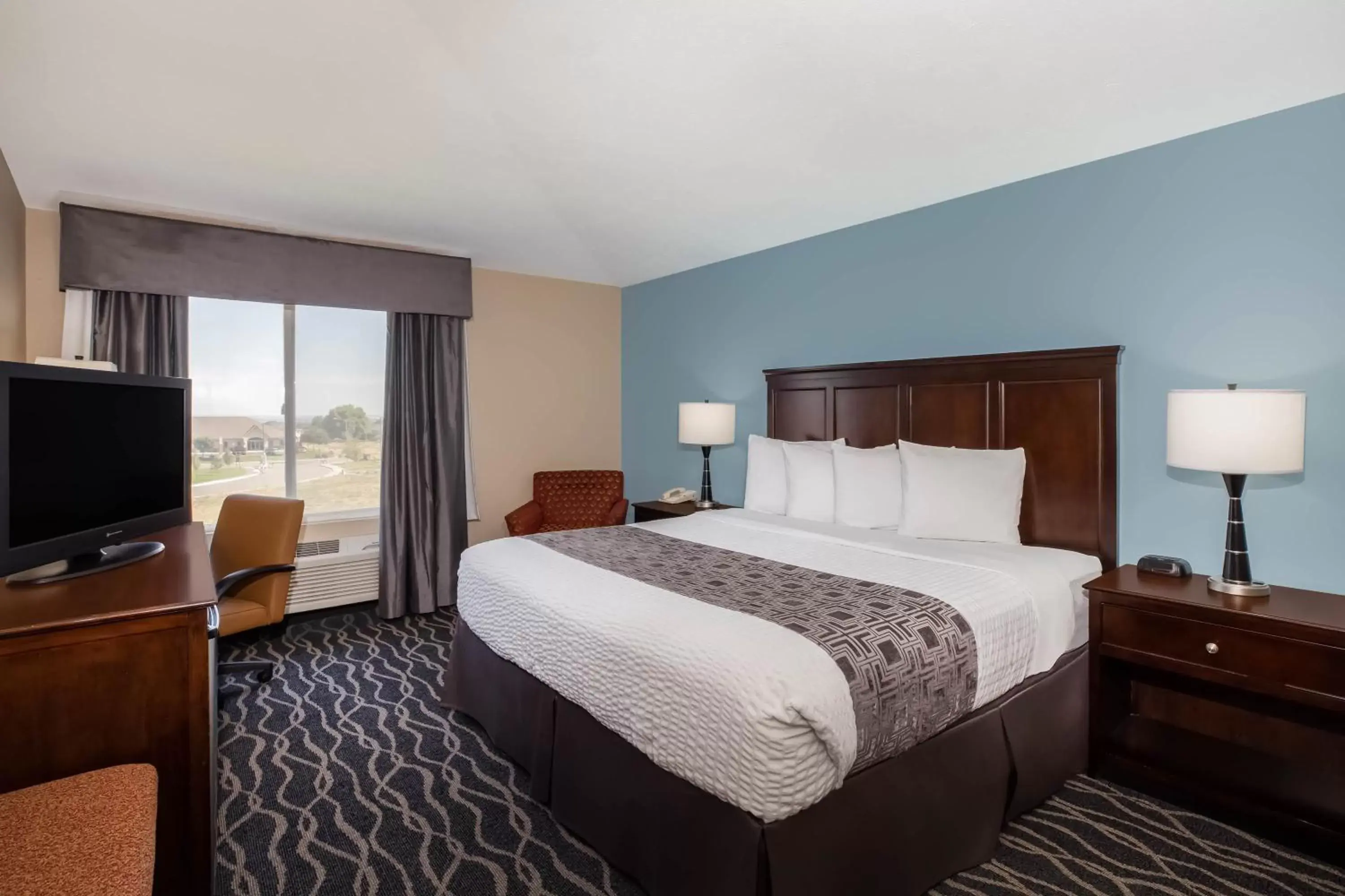 King Room - Disability Access - Non-Smoking in Baymont by Wyndham Tri-Cities/Kennewick WA King Room - Disability Access - Non-Smoking in Baymont by Wyndham Tri-Cities/Kennewick WA