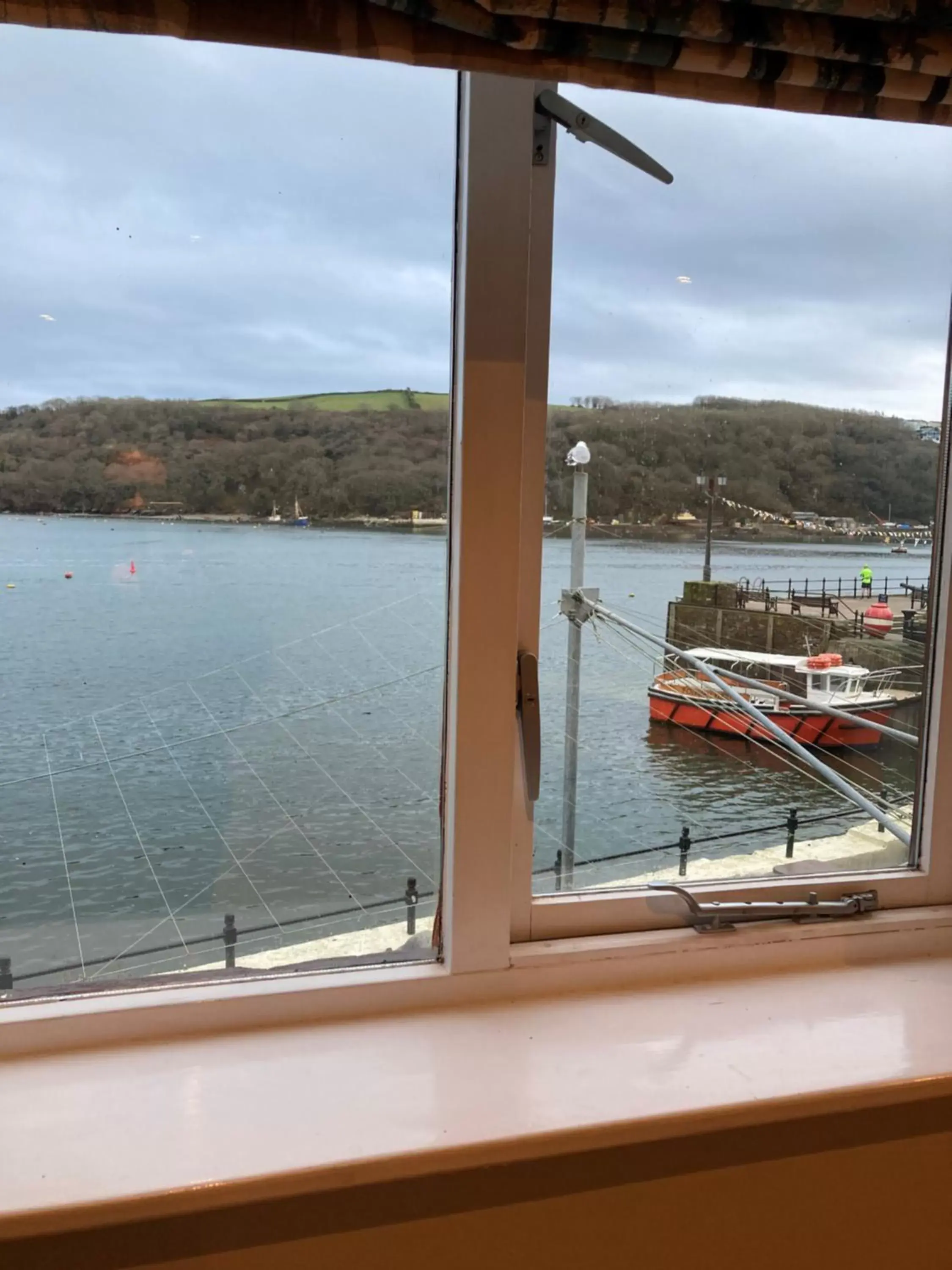 Superior Triple Room with Sea View in The Galleon Inn Superior Triple Room with Sea View in The Galleon Inn