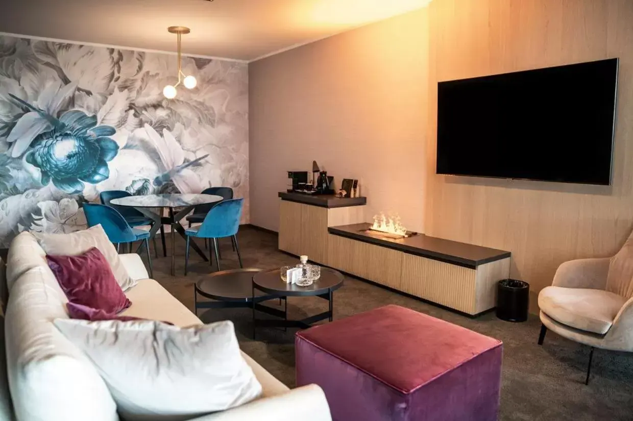 Suite in Elegans Hotel Brdo Suite in Elegans Hotel Brdo