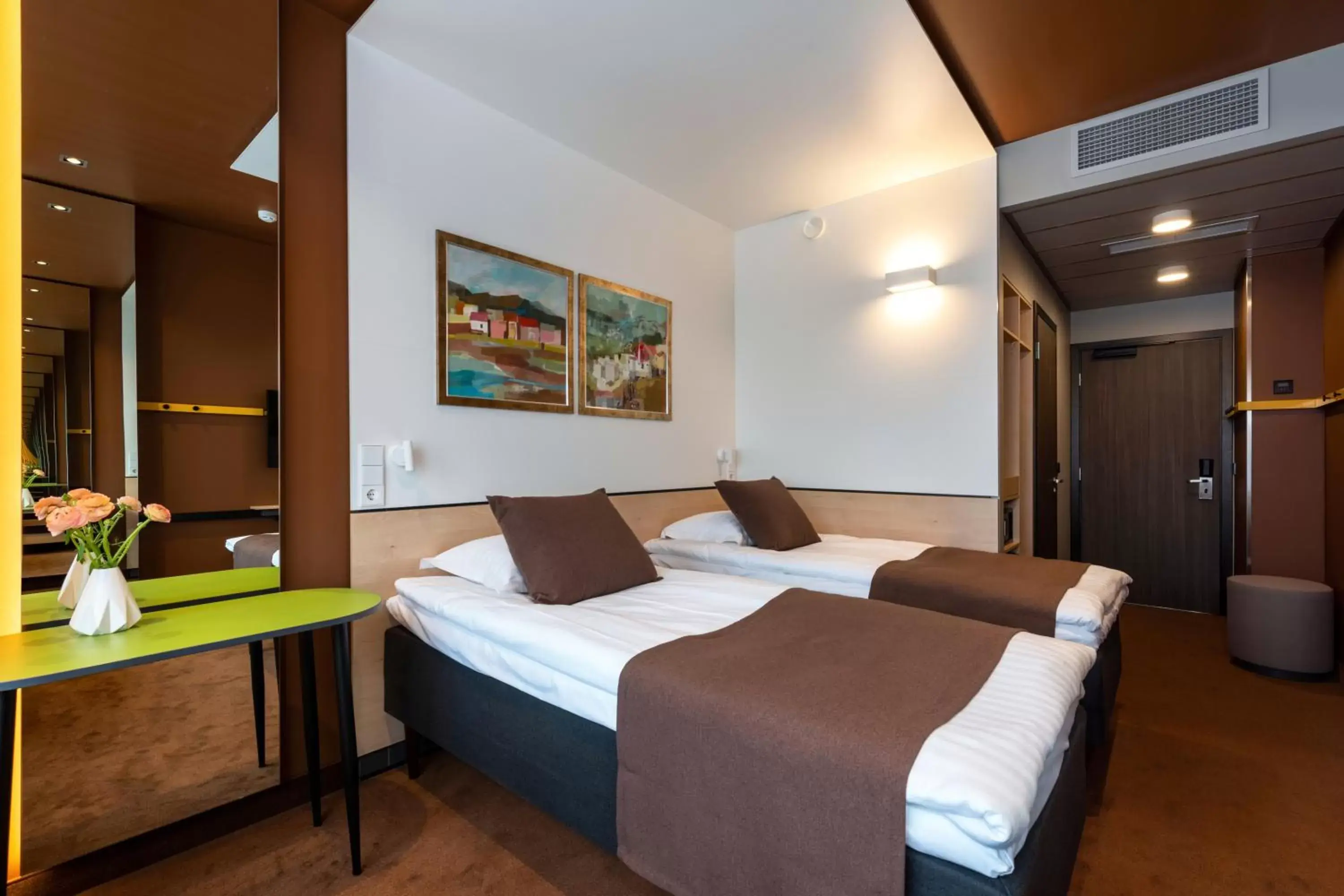 Standard Twin Room in Art Hotel Pallas by Tartuhotels Standard Twin Room in Art Hotel Pallas by Tartuhotels