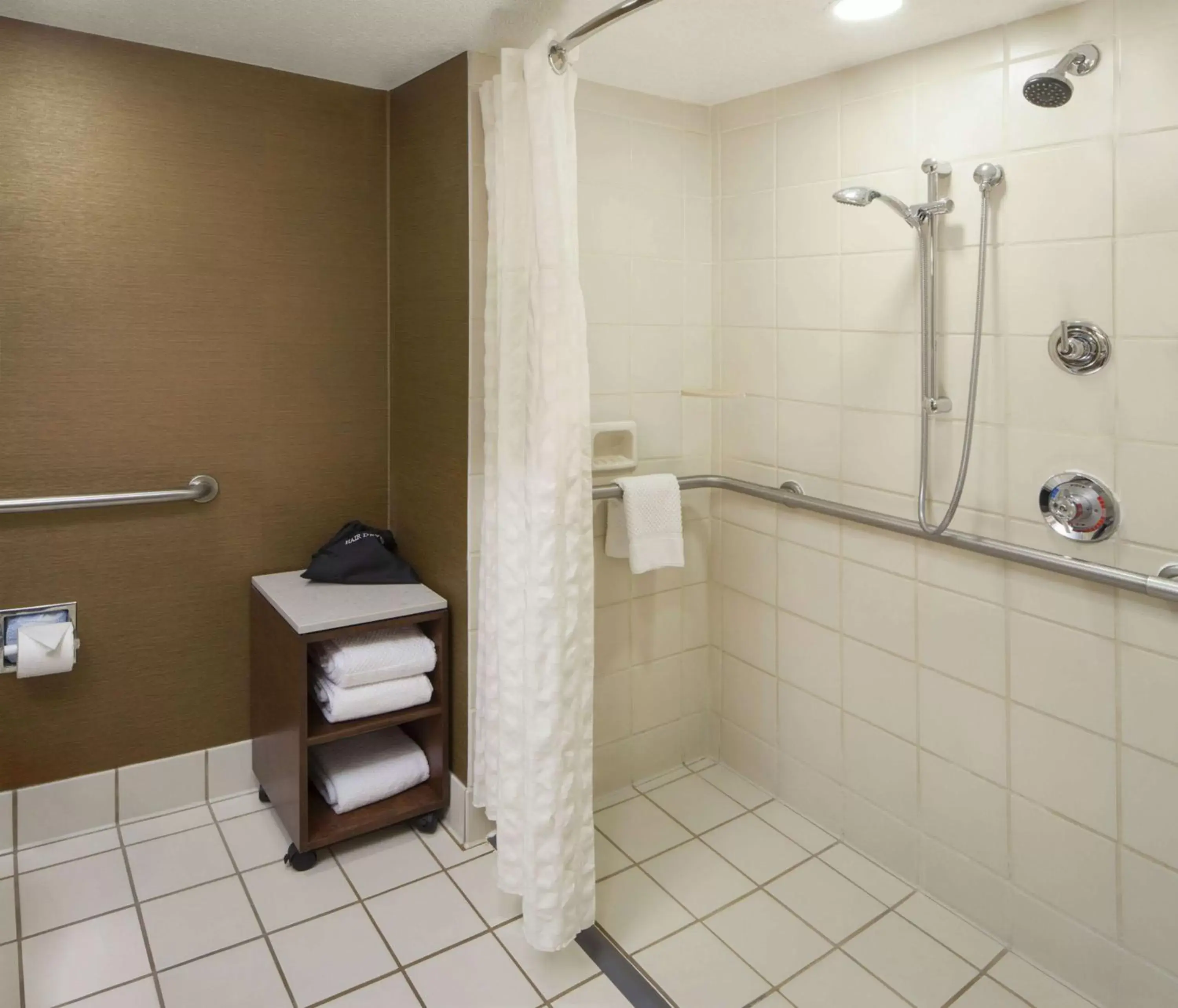 King Suite Mobility/Hearing Accessible - Non-Smoking in Embassy Suites by Hilton Austin Arboretum King Suite Mobility/Hearing Accessible - Non-Smoking in Embassy Suites by Hilton Austin Arboretum