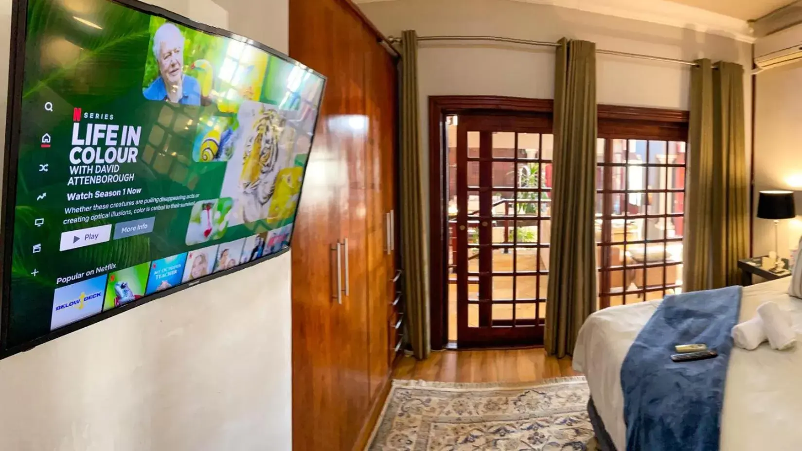 King room with Shower in Spacube Luxury Suites and Spa King room with Shower in Spacube Luxury Suites and Spa