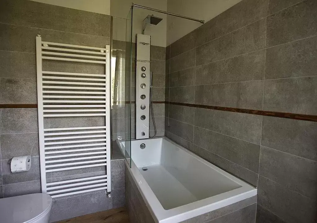 Deluxe Room (2 Adults + 1 Child) in Ca' del Cuco Deluxe Room (2 Adults + 1 Child) in Ca' del Cuco