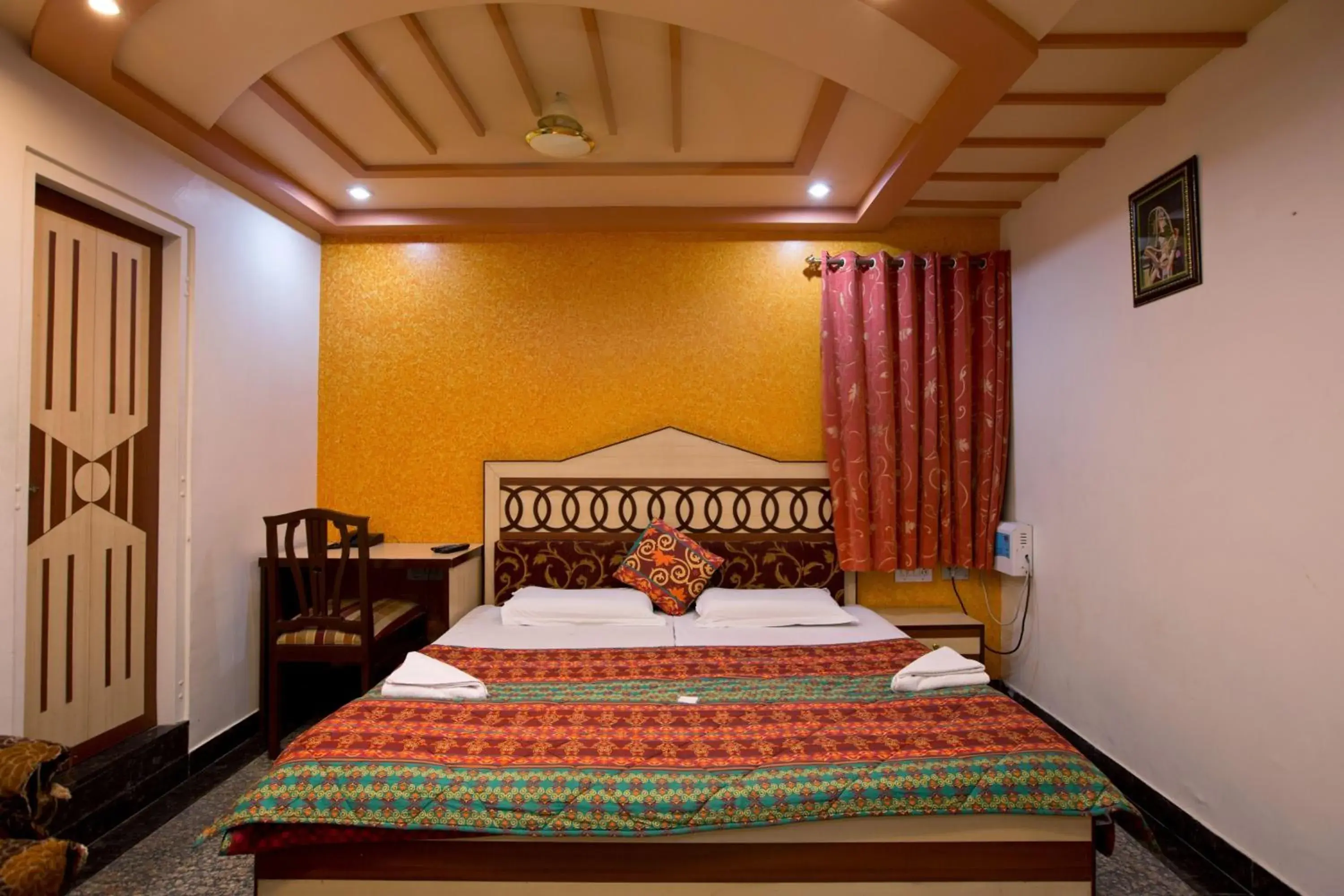 Superior Double Room - 10% off on SURA Cocktails & Cuisines, Enjoy Live Music, Welcome Drink on Arrival and Free Pickup from Railway Station in Hotel Kalyan Superior Double Room - 10% off on SURA Cocktails & Cuisines, Enjoy Live Music, Welcome Drink on Arrival and Free Pickup from Railway Station in Hotel Kalyan