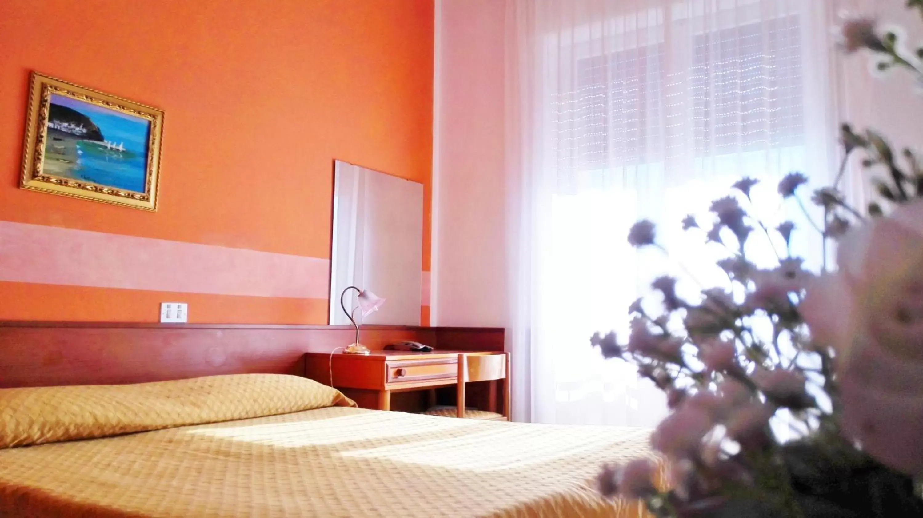 Standard Double or Twin Room in San Gabriele Standard Double or Twin Room in San Gabriele