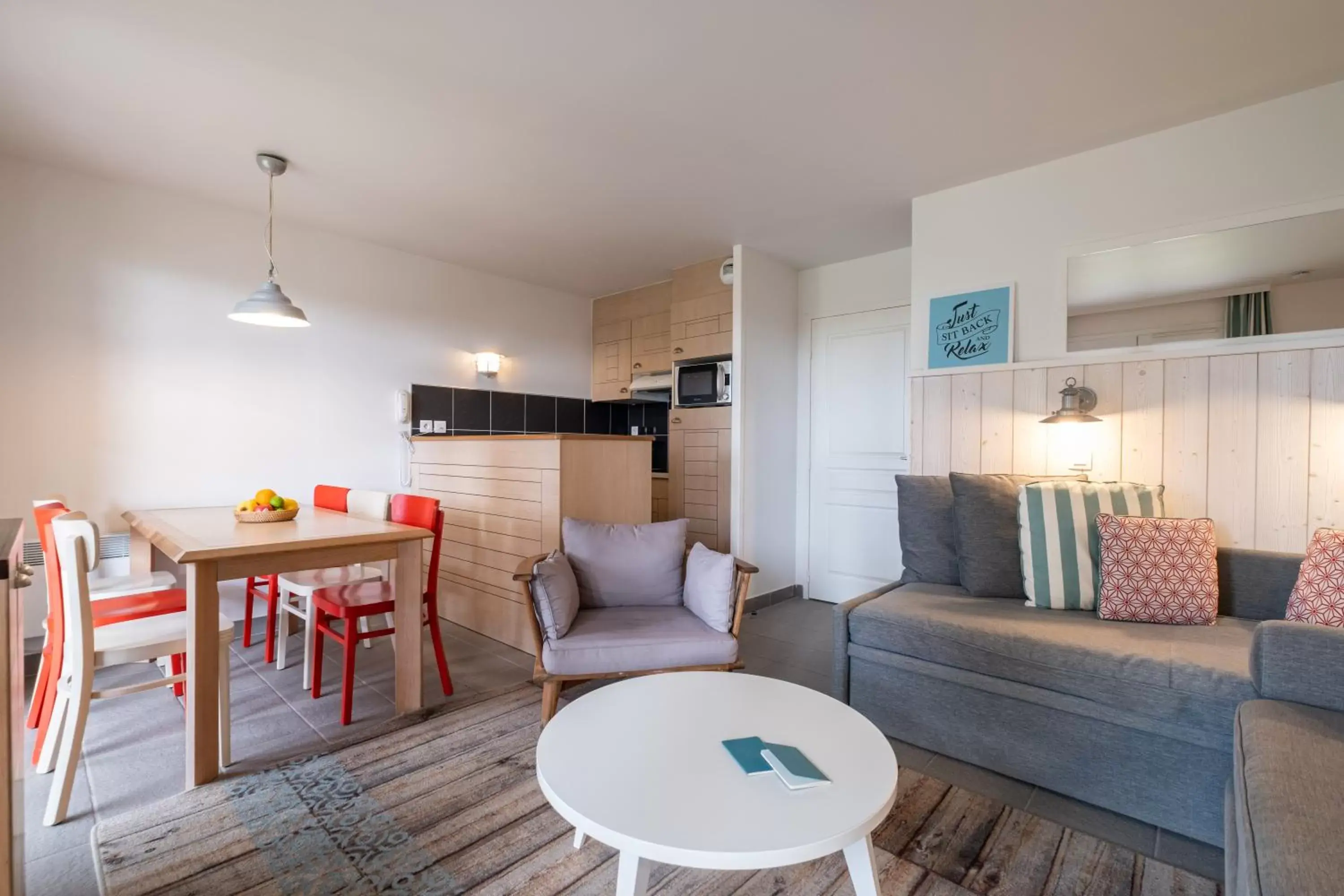 One-Bedroom Apartment with Sleeping Alcove (6 People) in Pierre & Vacances Premium Résidence de la Plage One-Bedroom Apartment with Sleeping Alcove (6 People) in Pierre & Vacances Premium Résidence de la Plage