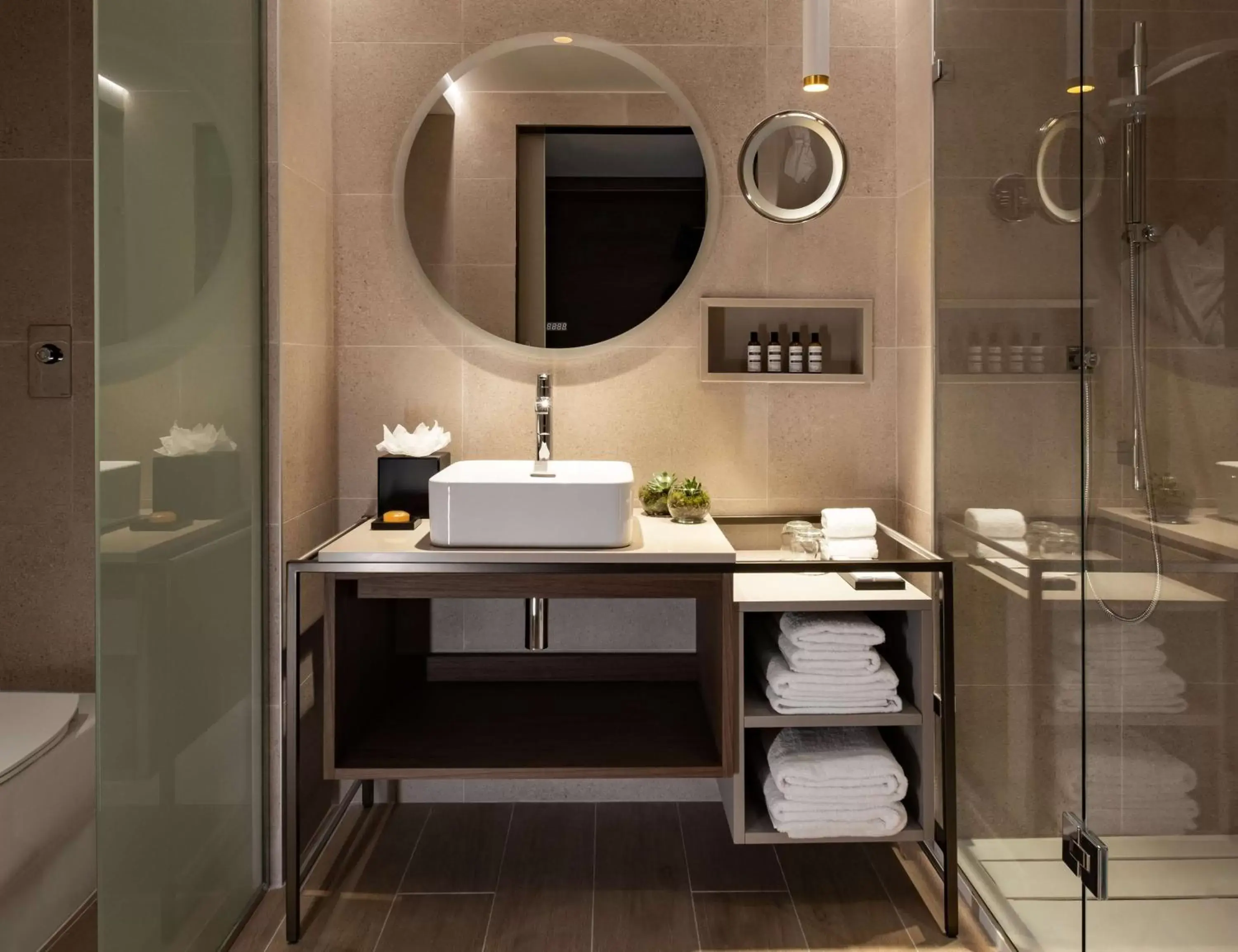 Deluxe King Room with Balcony and Sea View - Club Access in Hyatt Regency Malta Deluxe King Room with Balcony and Sea View - Club Access in Hyatt Regency Malta