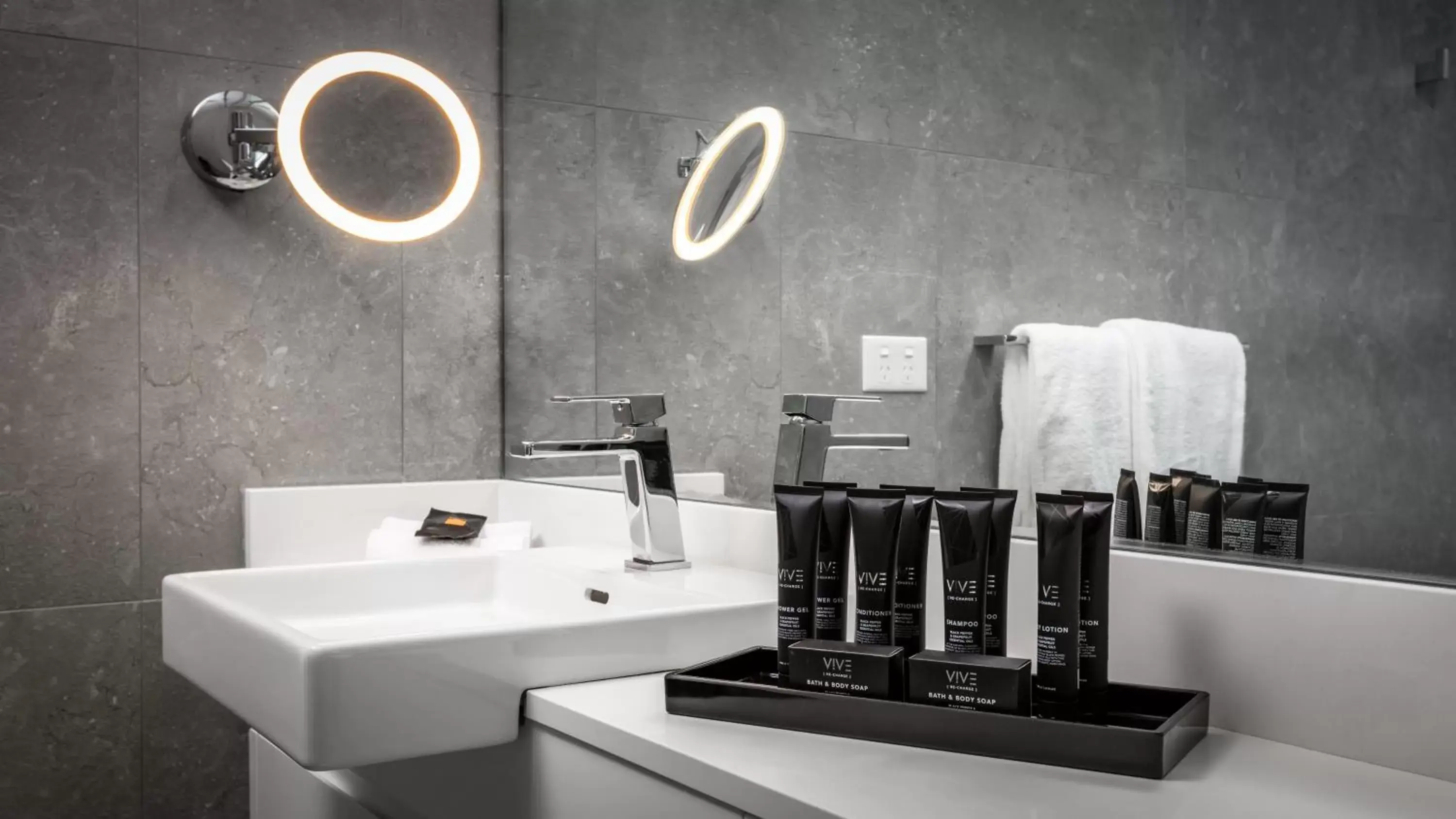 Two-Bedroom Apartment in Argo Apartments Two-Bedroom Apartment in Argo Apartments