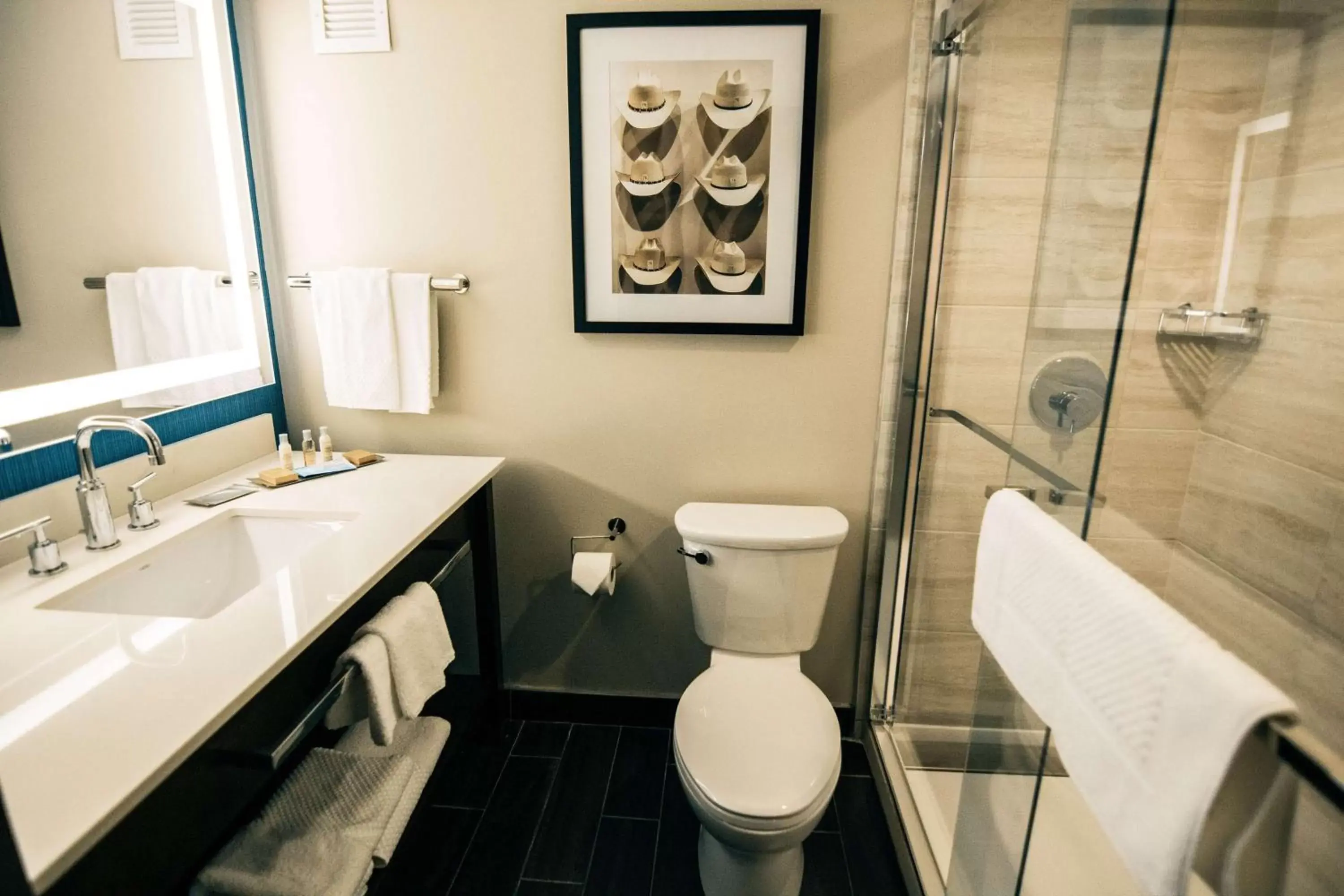 Corner Queen Room with Two Queen Beds in Doubletree By Hilton Lubbock - University Area Corner Queen Room with Two Queen Beds in Doubletree By Hilton Lubbock - University Area