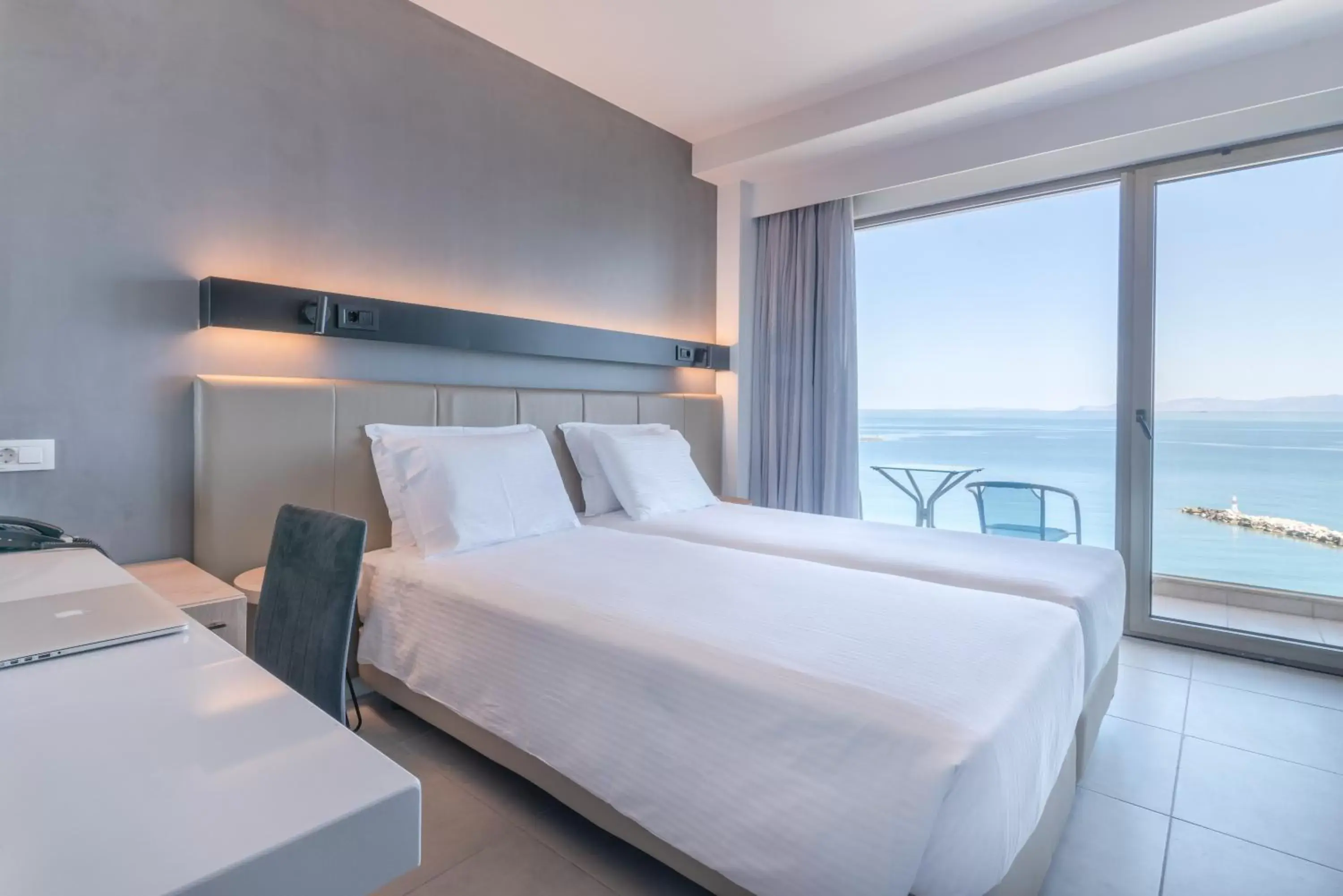 Double Room with Sea View in Hotel Avra by Smile hotels Double Room with Sea View in Hotel Avra by Smile hotels