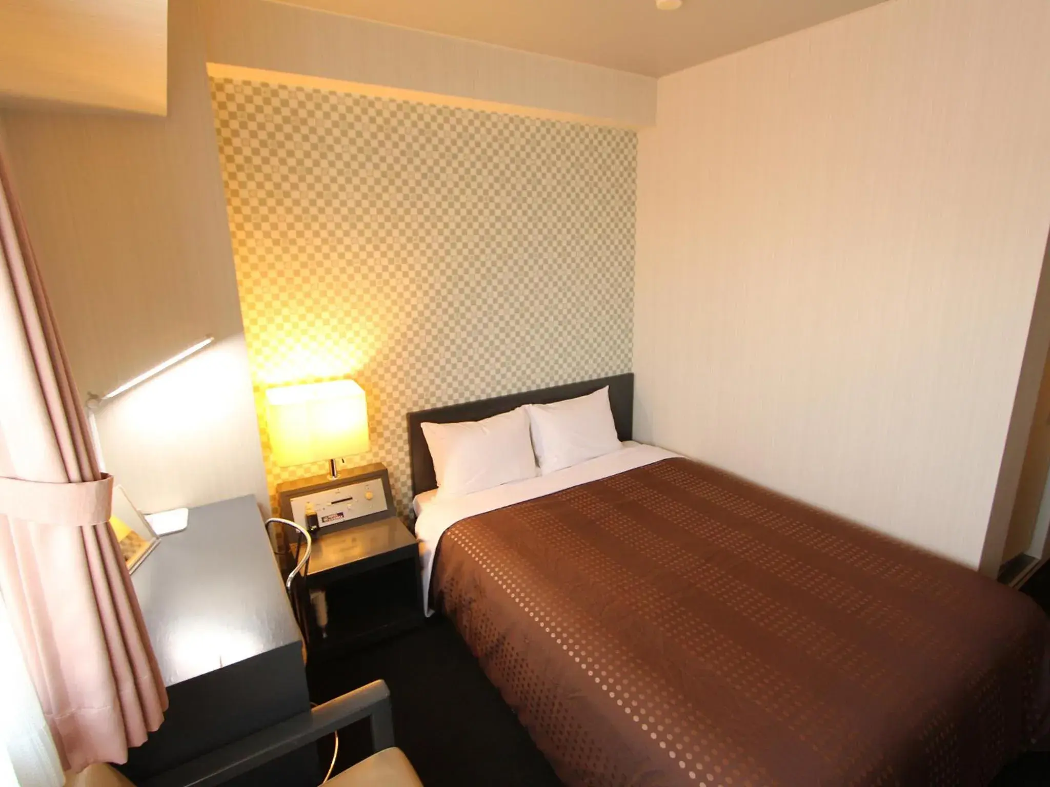 Superior Double Room with Small Double Bed - single occupancy - Non-Smoking in HOTEL LiVEMAX BUDGET Chitose Superior Double Room with Small Double Bed - single occupancy - Non-Smoking in HOTEL LiVEMAX BUDGET Chitose
