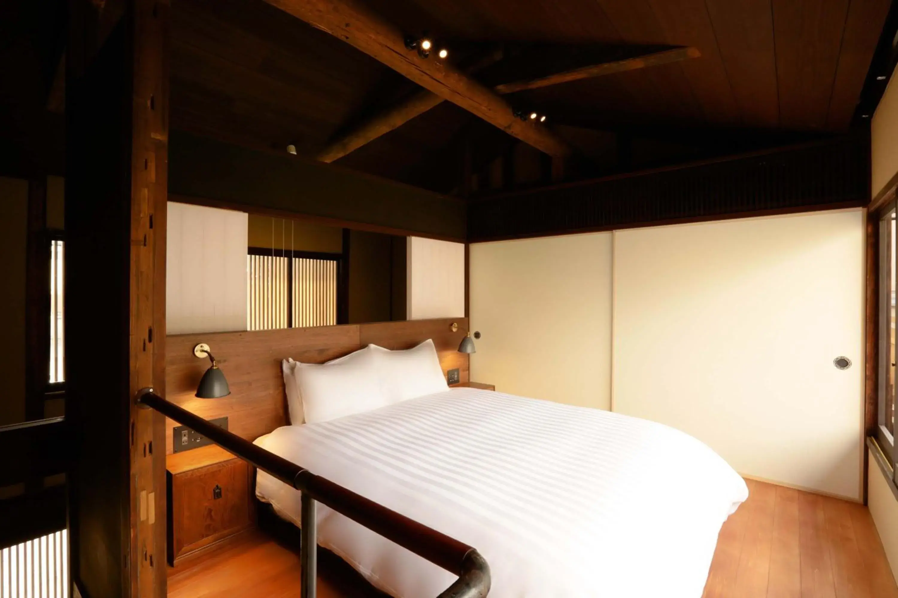 Superior Queen Room - single occupancy in Sowaka Superior Queen Room - single occupancy in Sowaka