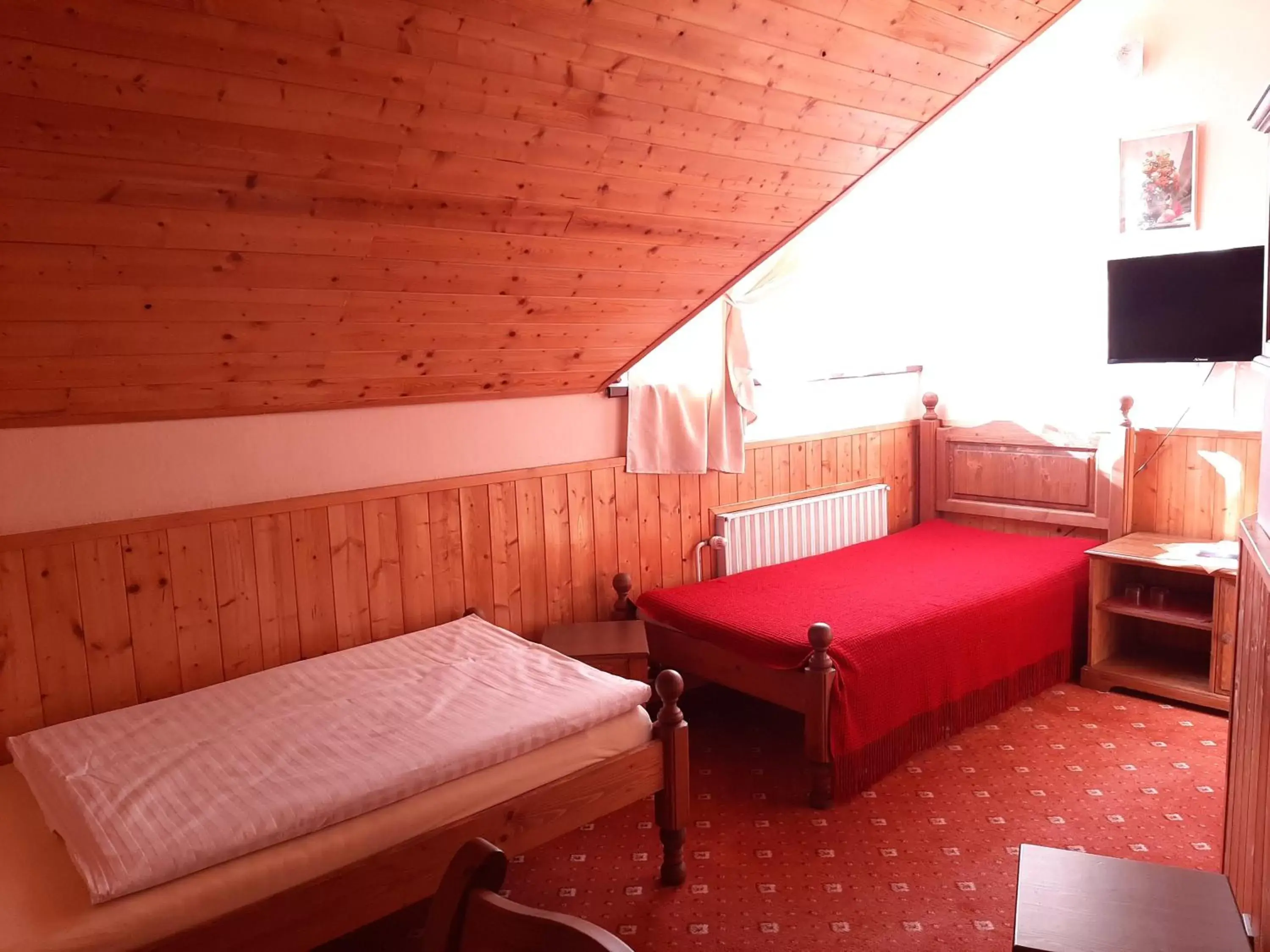 Triple Room with Bathroom - single occupancy in garni Hotel ASAS*** Triple Room with Bathroom - single occupancy in garni Hotel ASAS***