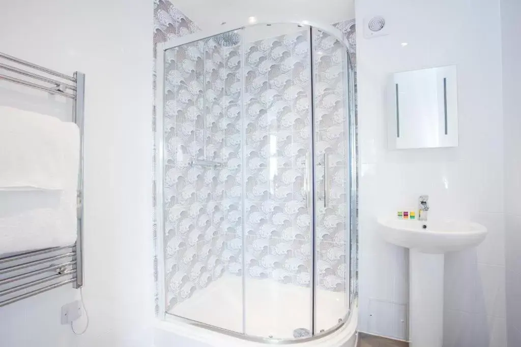 Standard Double Room in Bude Hotel - An Mor Standard Double Room in Bude Hotel - An Mor