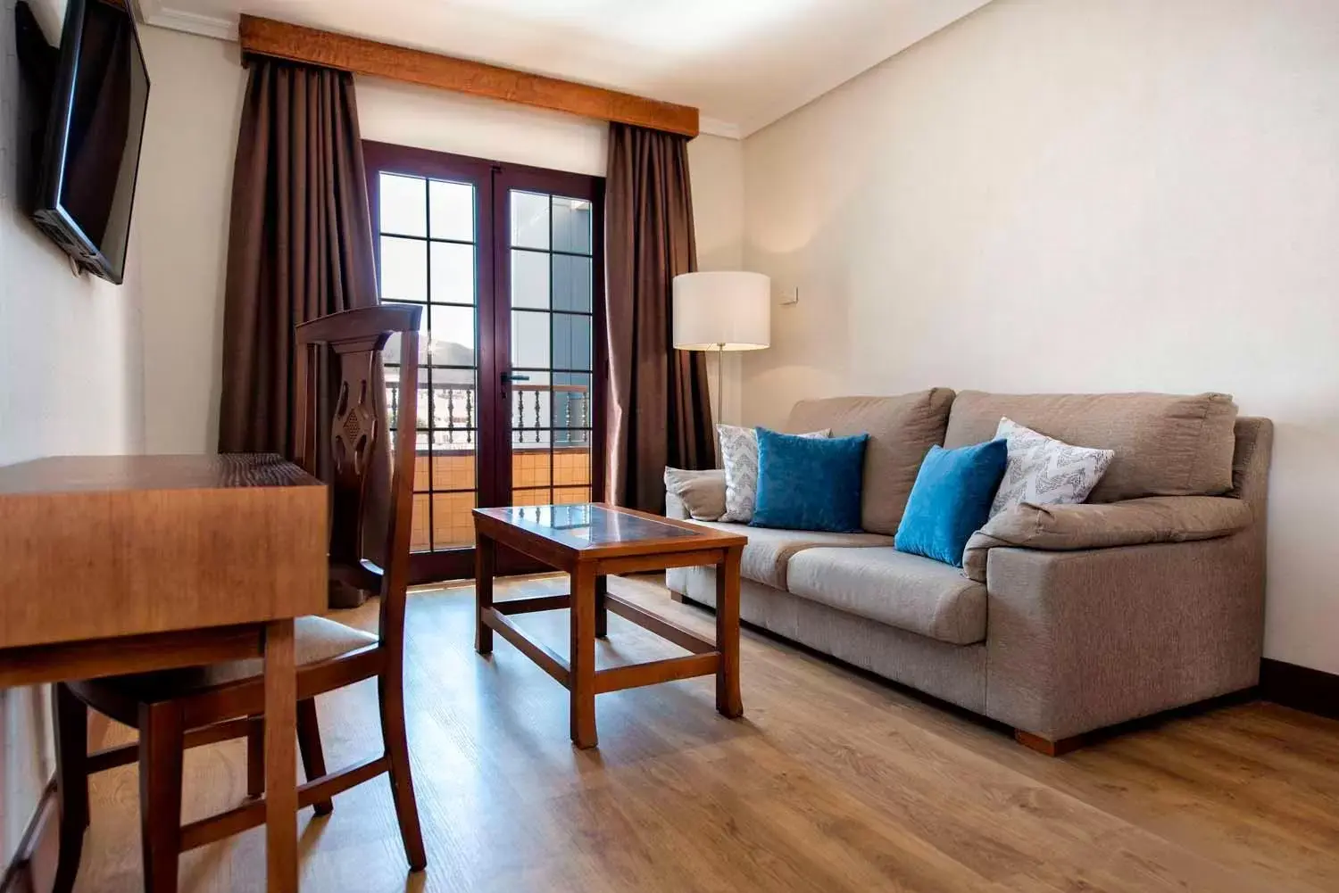 Suite with Mountain View in Paradise Park Fun Lifestyle Hotel Suite with Mountain View in Paradise Park Fun Lifestyle Hotel