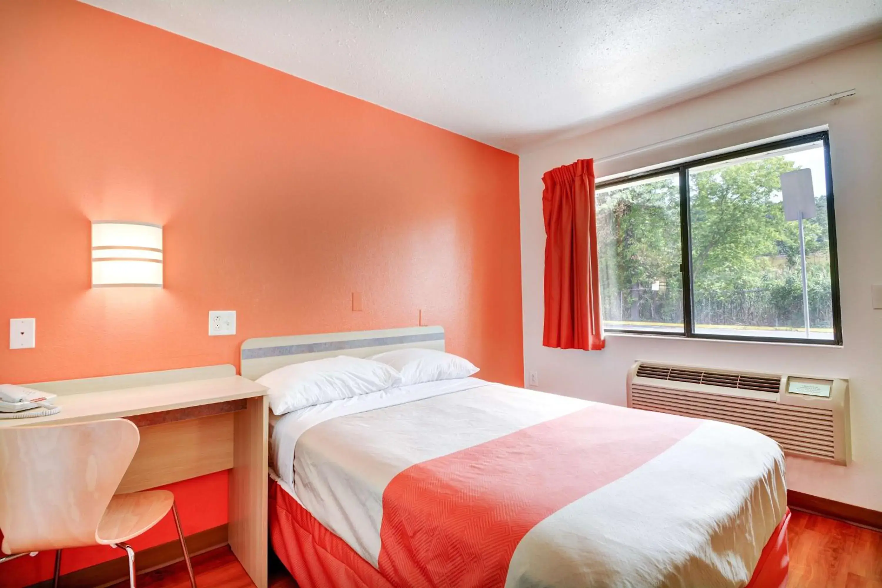Double Room - Disability Access in Motel 6-Southington, CT - Hartford Double Room - Disability Access in Motel 6-Southington, CT - Hartford