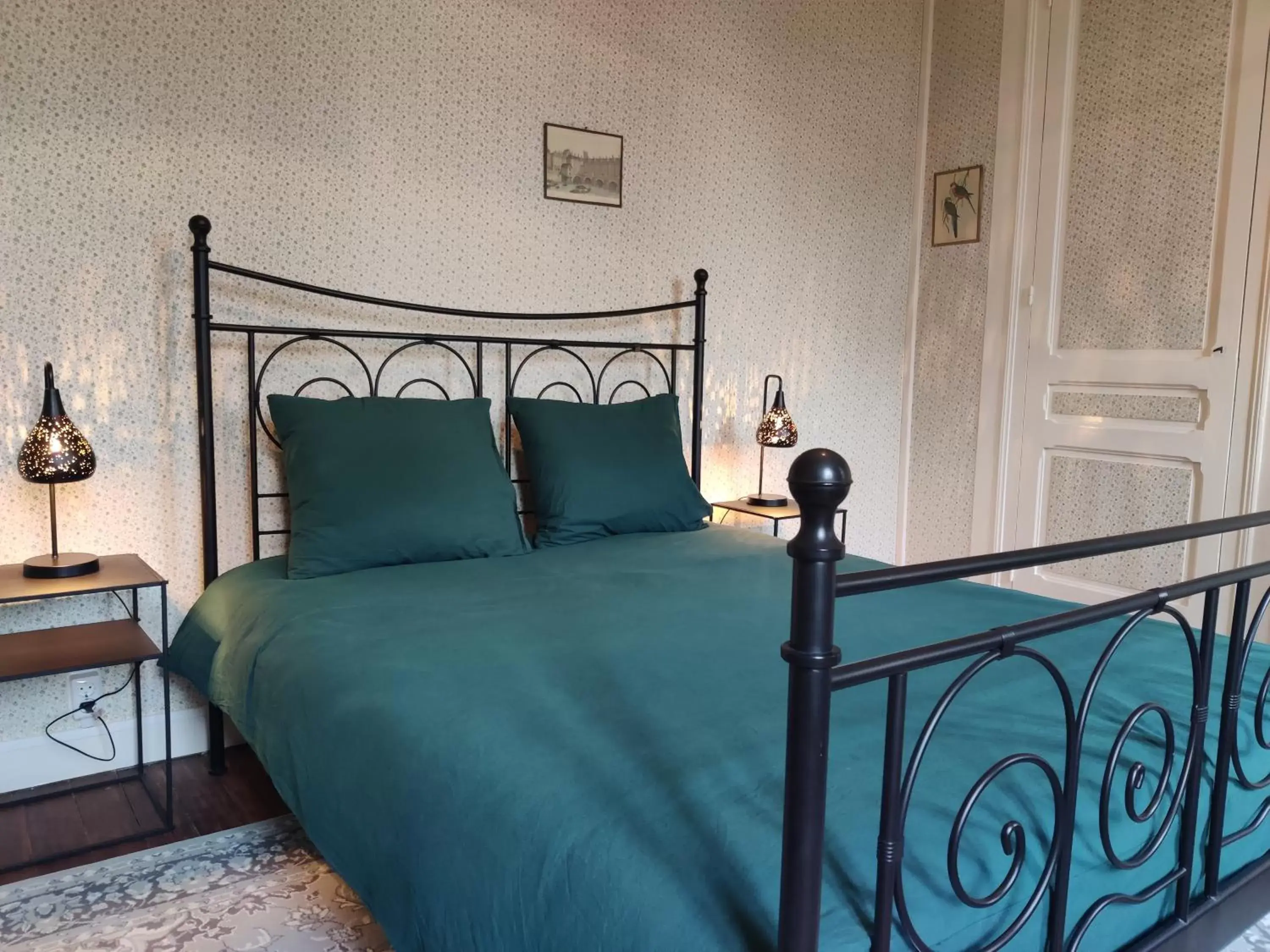 King Room with Garden View in Sfeervolle b&b Le Moulin de la Place King Room with Garden View in Sfeervolle b&b Le Moulin de la Place