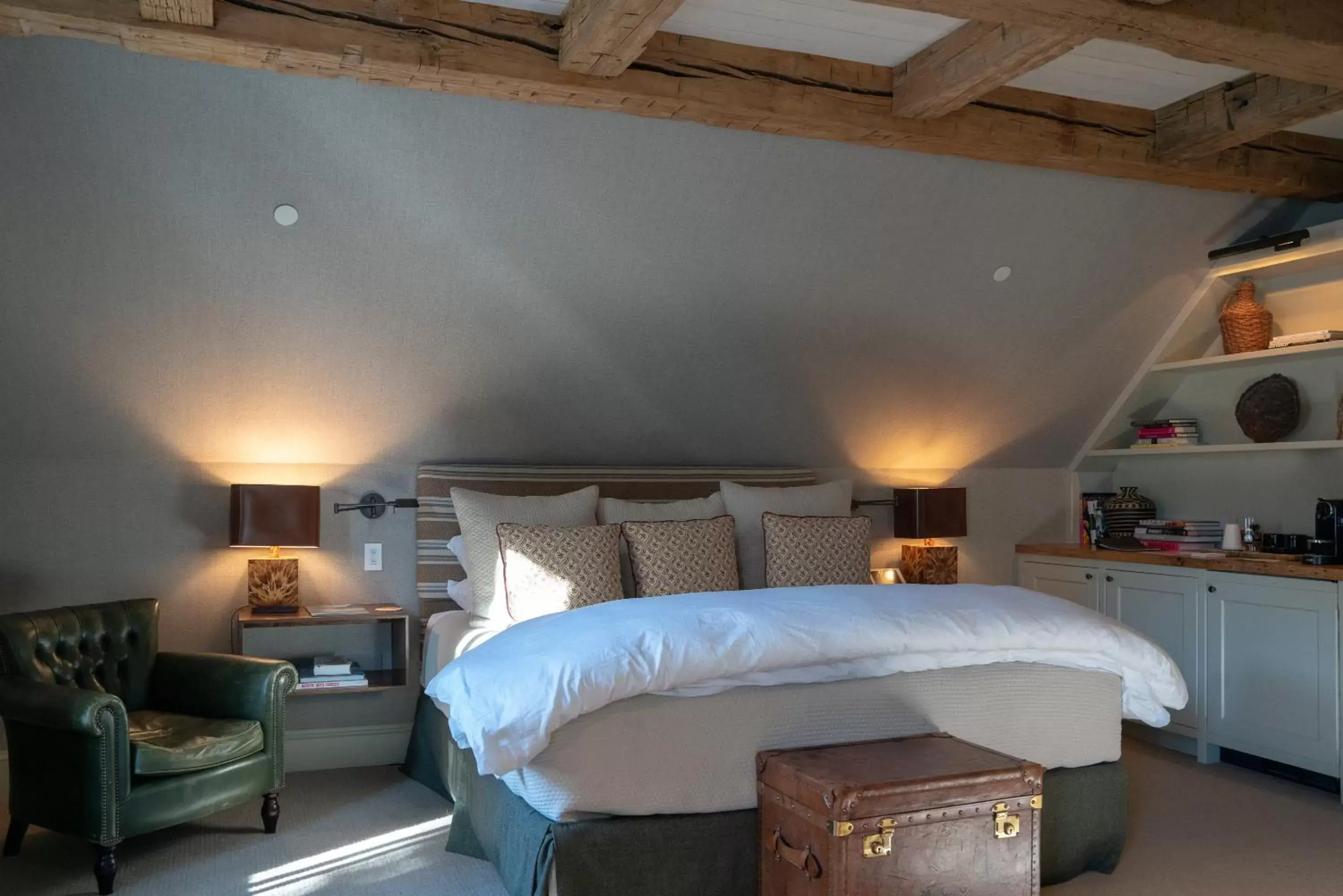 King Suite in Public House Lofts King Suite in Public House Lofts