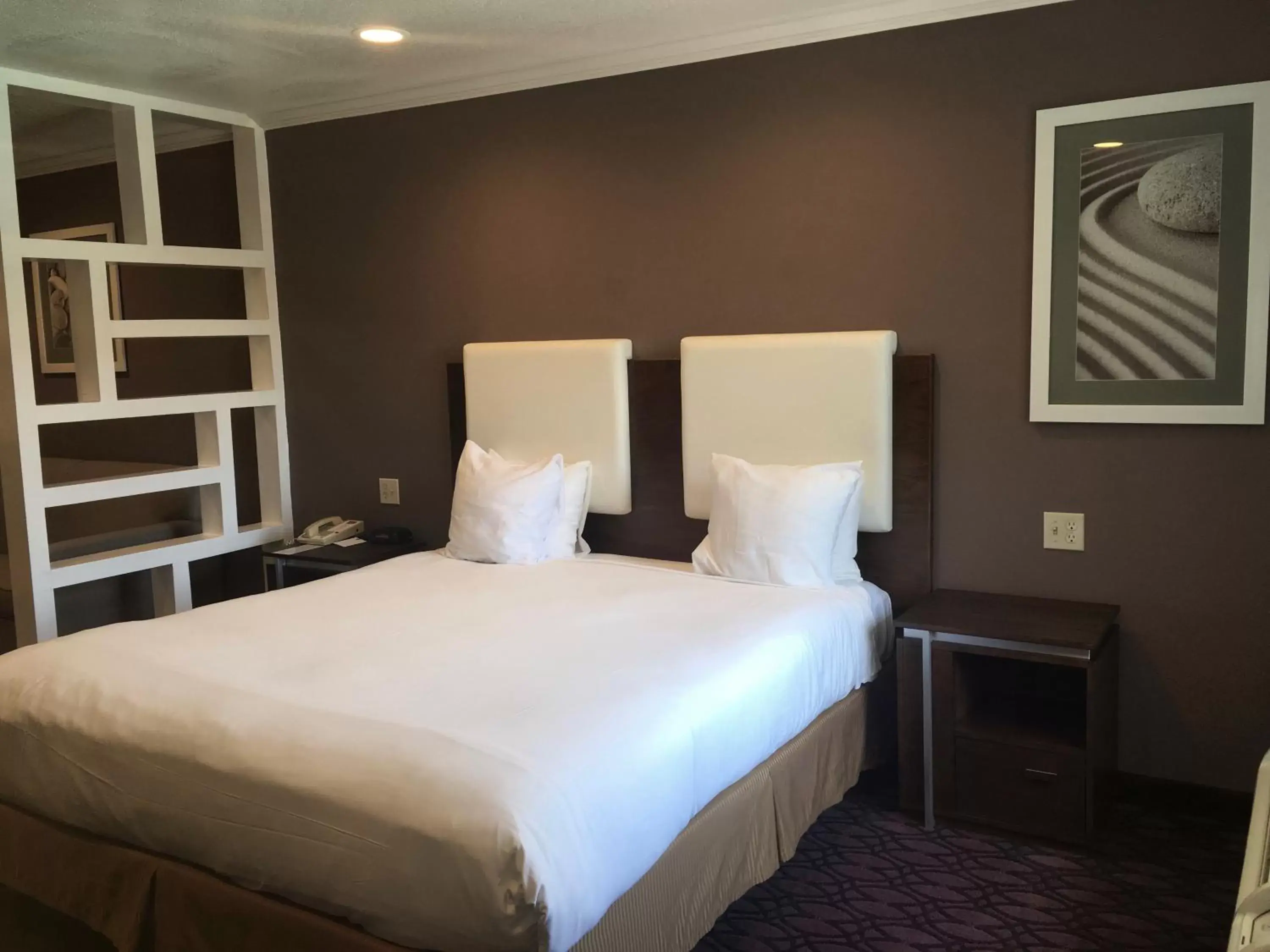 King Studio with Sofa Bed in Hotel Pacific, Manhattan Beach King Studio with Sofa Bed in Hotel Pacific, Manhattan Beach