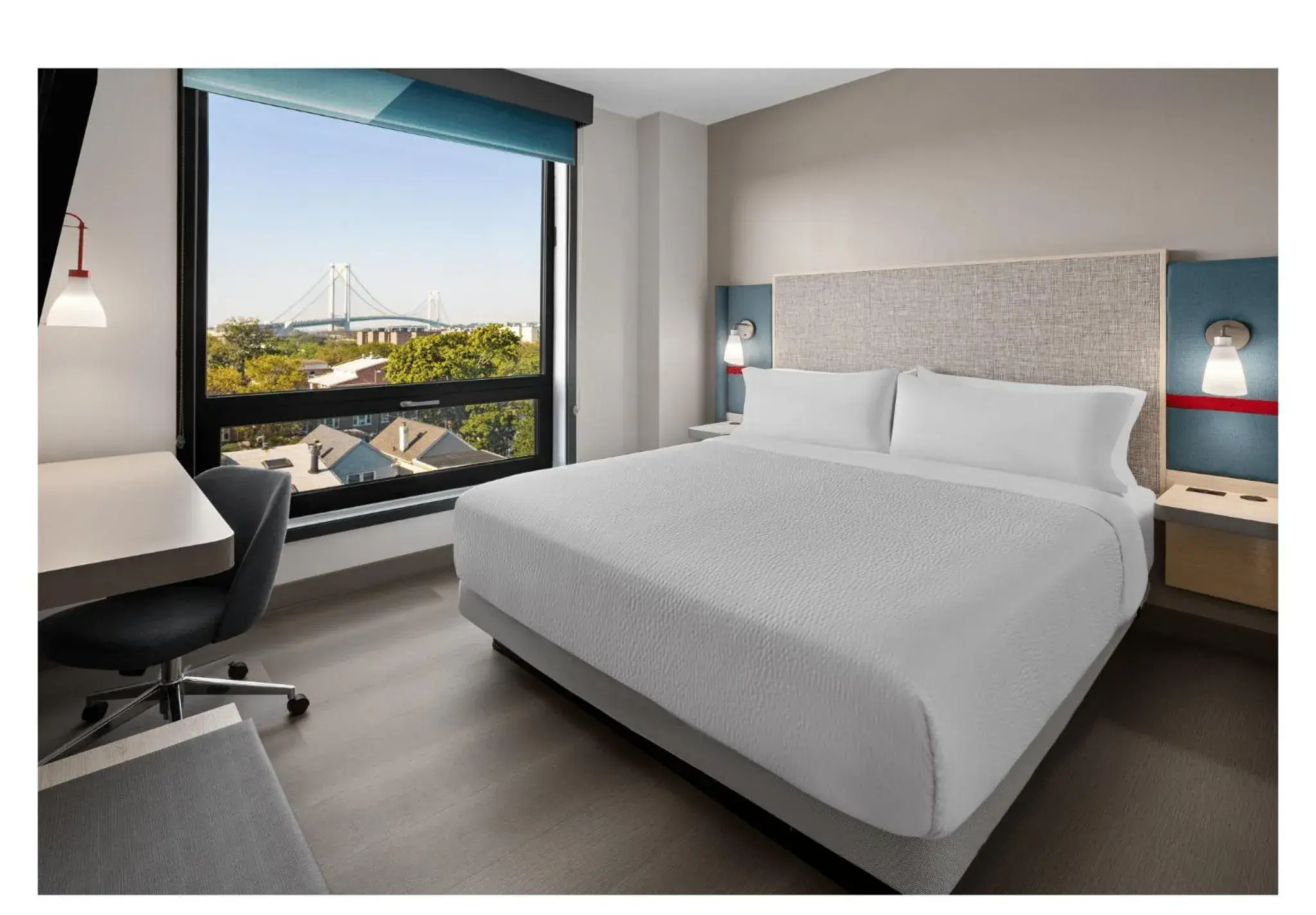 King Room - Hearing Accessible in avid hotels - Brooklyn Dyker Heights by IHG King Room - Hearing Accessible in avid hotels - Brooklyn Dyker Heights by IHG