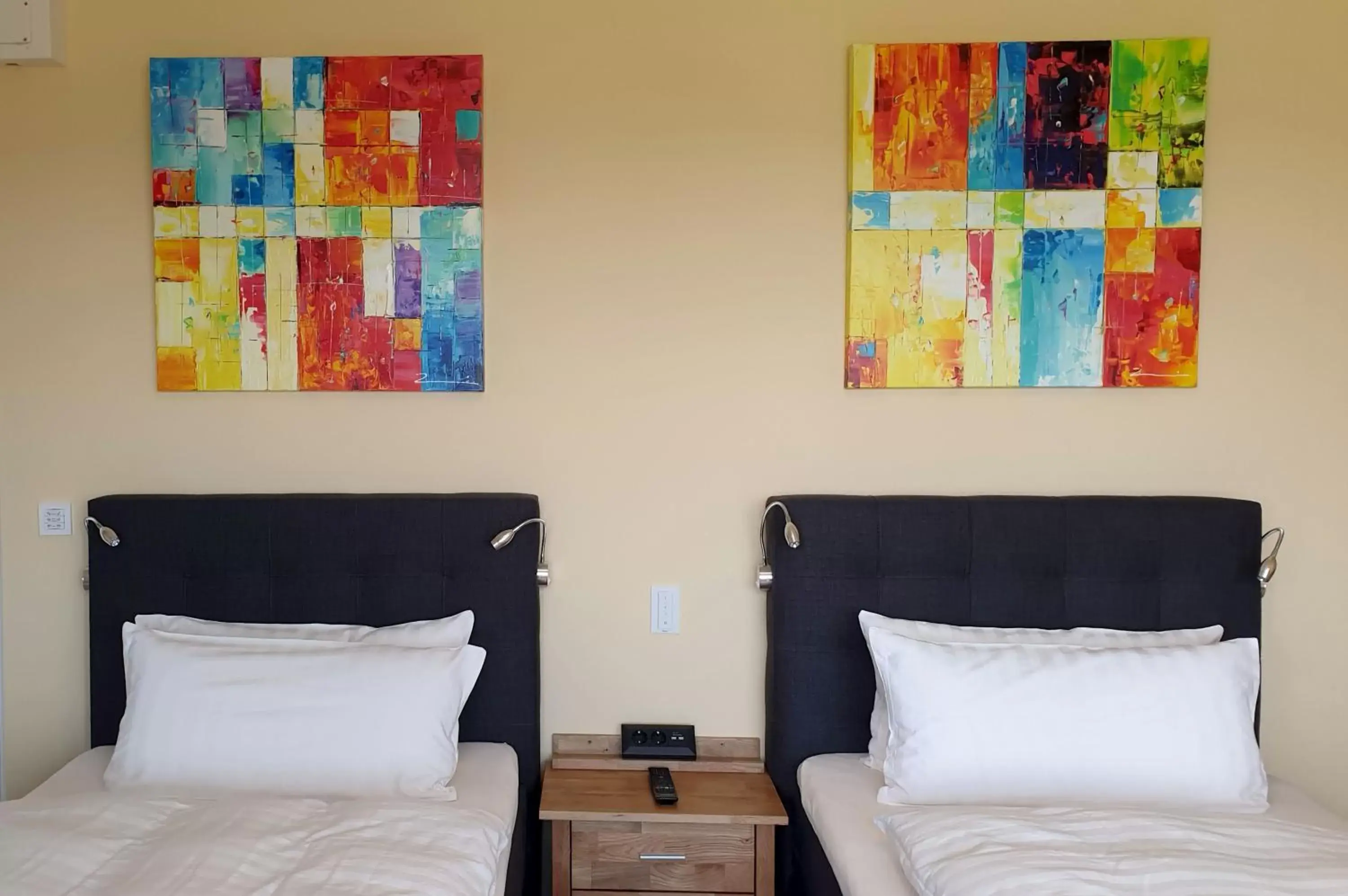 Deluxe Double Room with Shower in Bed and Breakfast am Höhenweg Deluxe Double Room with Shower in Bed and Breakfast am Höhenweg