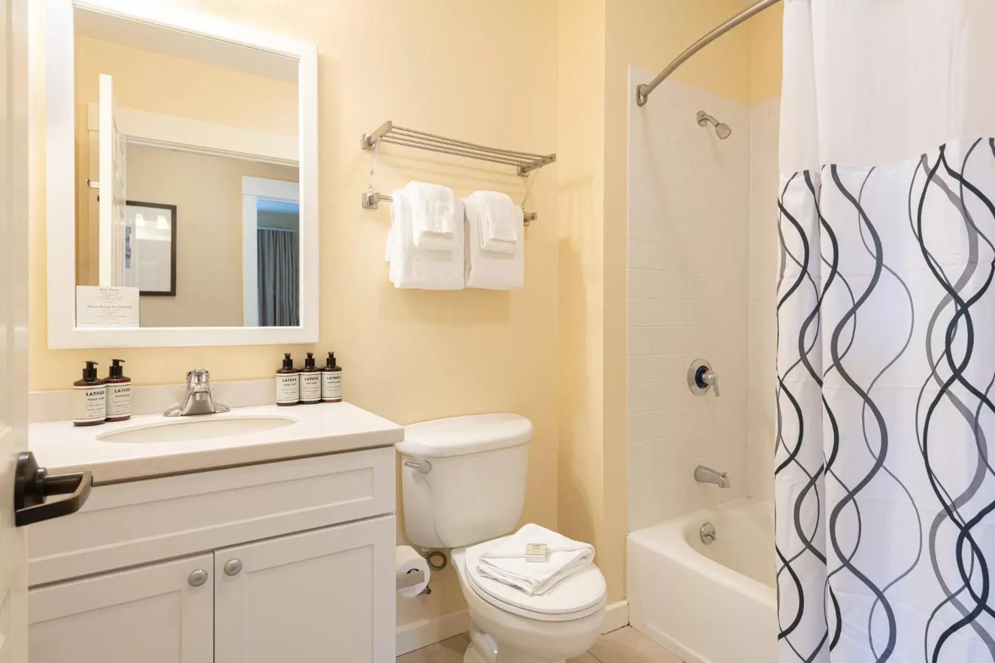 Suite in Jackson Gore Village on Okemo Mountain Suite in Jackson Gore Village on Okemo Mountain