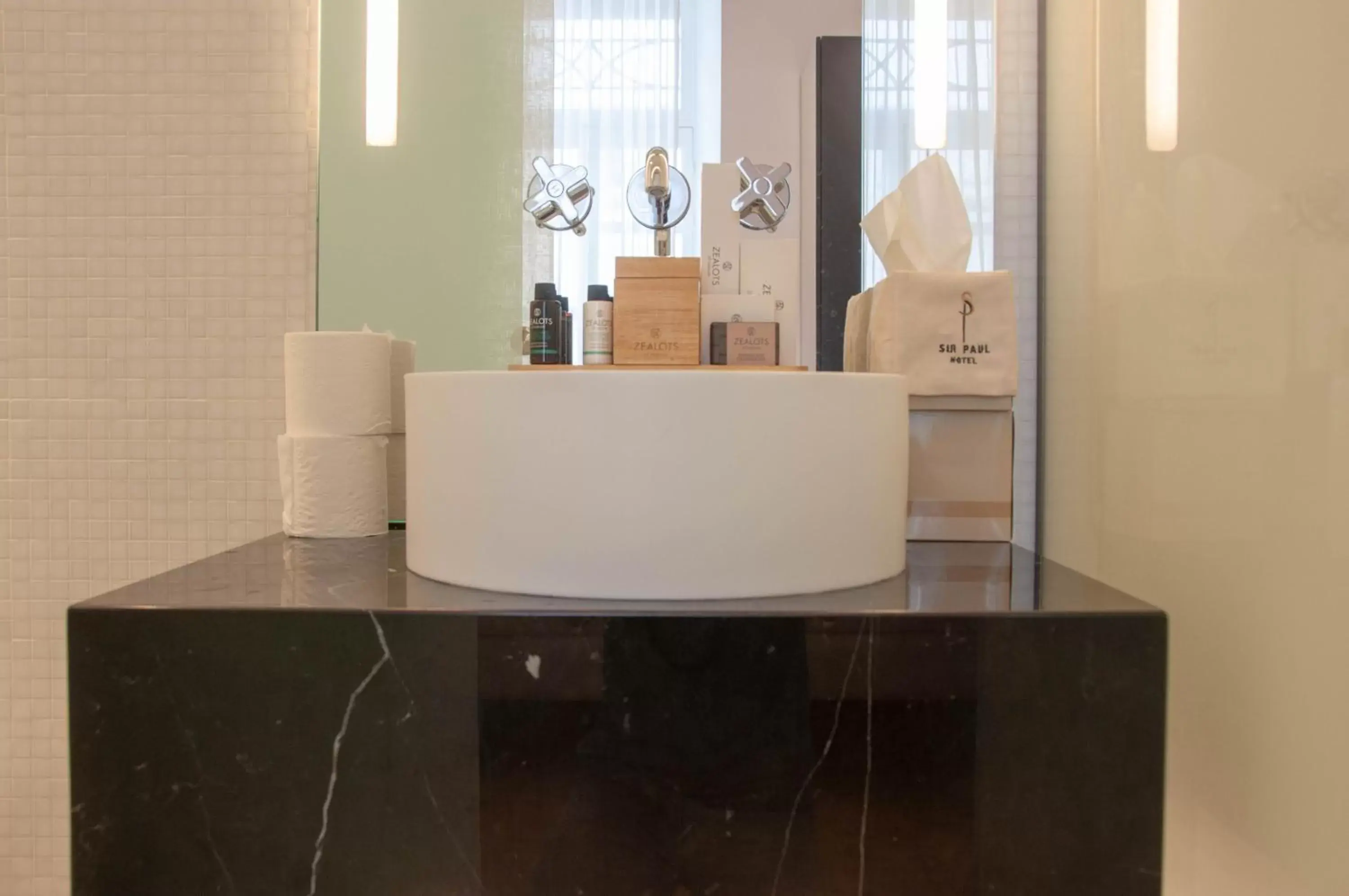 Standard Double or Twin Room in S Paul City Hotel Standard Double or Twin Room in S Paul City Hotel