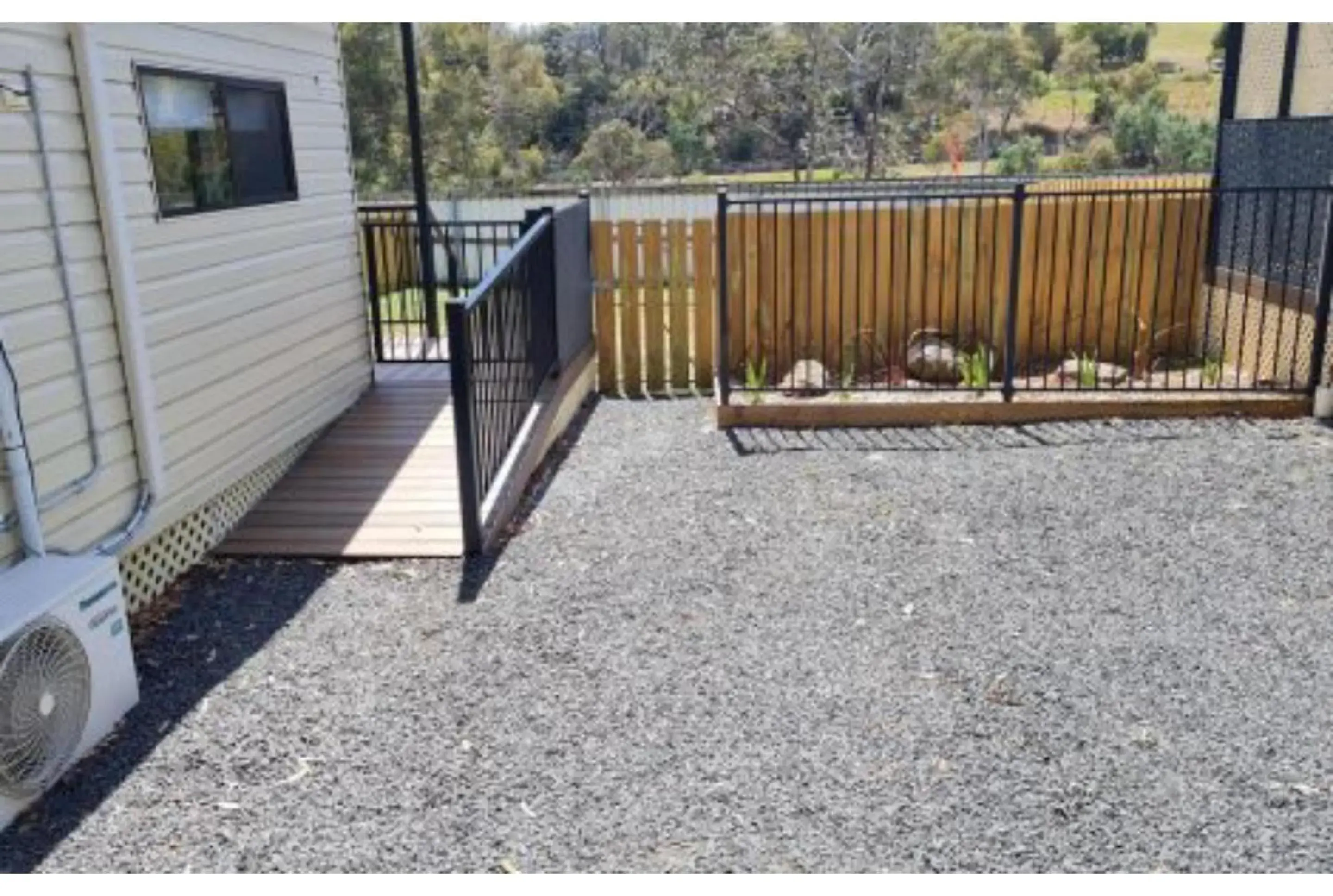 Standard Cabin - Pet Friendly - Sleeps 4 in Discovery Parks - Hobart Standard Cabin - Pet Friendly - Sleeps 4 in Discovery Parks - Hobart