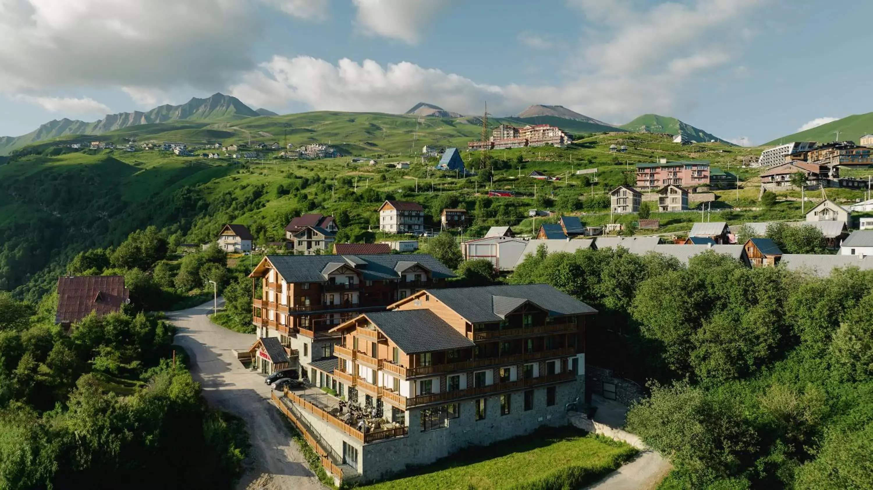 Standard Triple Room in Gudauri Inn Standard Triple Room in Gudauri Inn