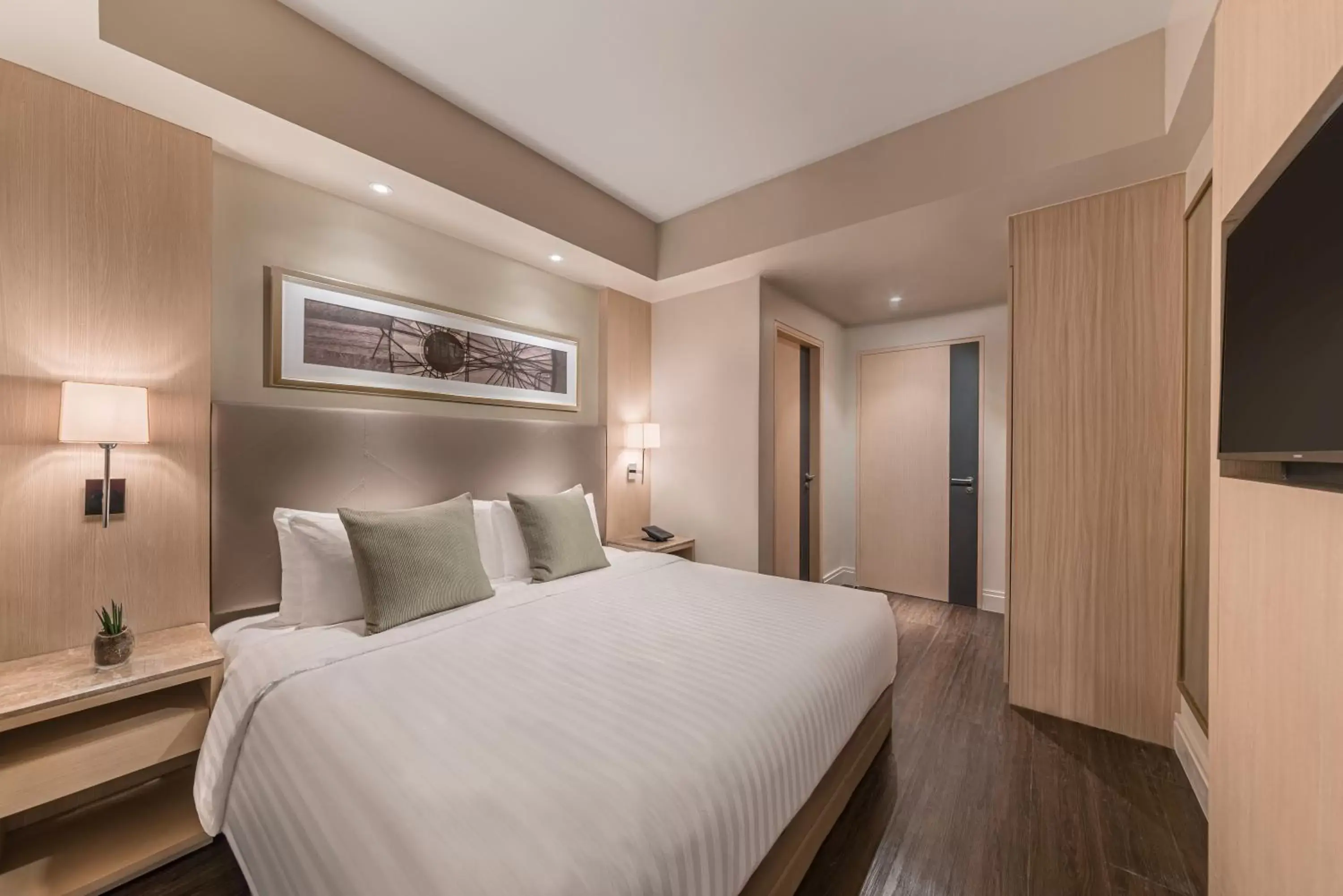 Deluxe Double or Twin Room - single occupancy in Seda Central Bloc Cebu Deluxe Double or Twin Room - single occupancy in Seda Central Bloc Cebu