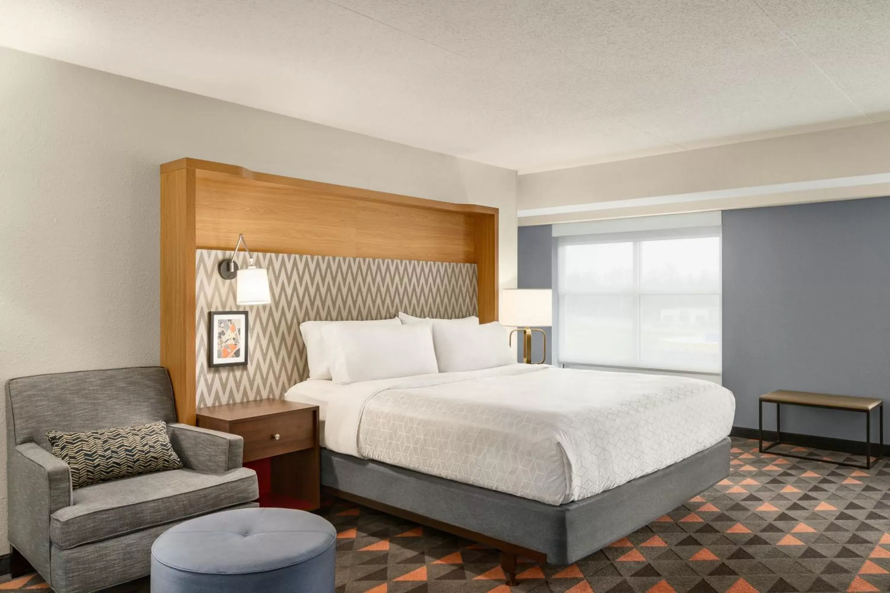 King Room with Roll In Shower - Non-Smoking in Holiday Inn Florence, an IHG Hotel King Room with Roll In Shower - Non-Smoking in Holiday Inn Florence, an IHG Hotel