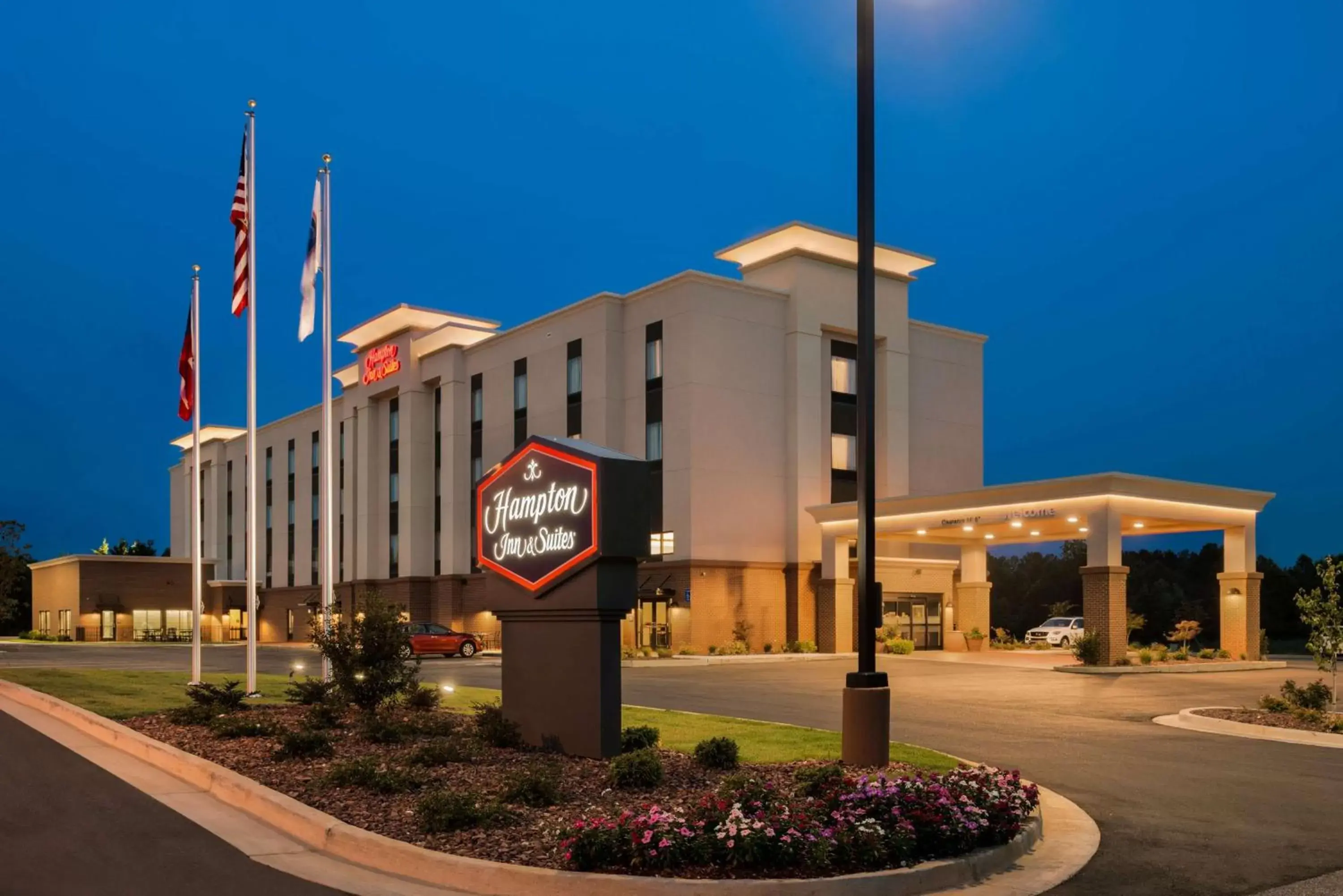 Hampton Inn & Suites - Lavonia, GA Hampton Inn & Suites - Lavonia, GA