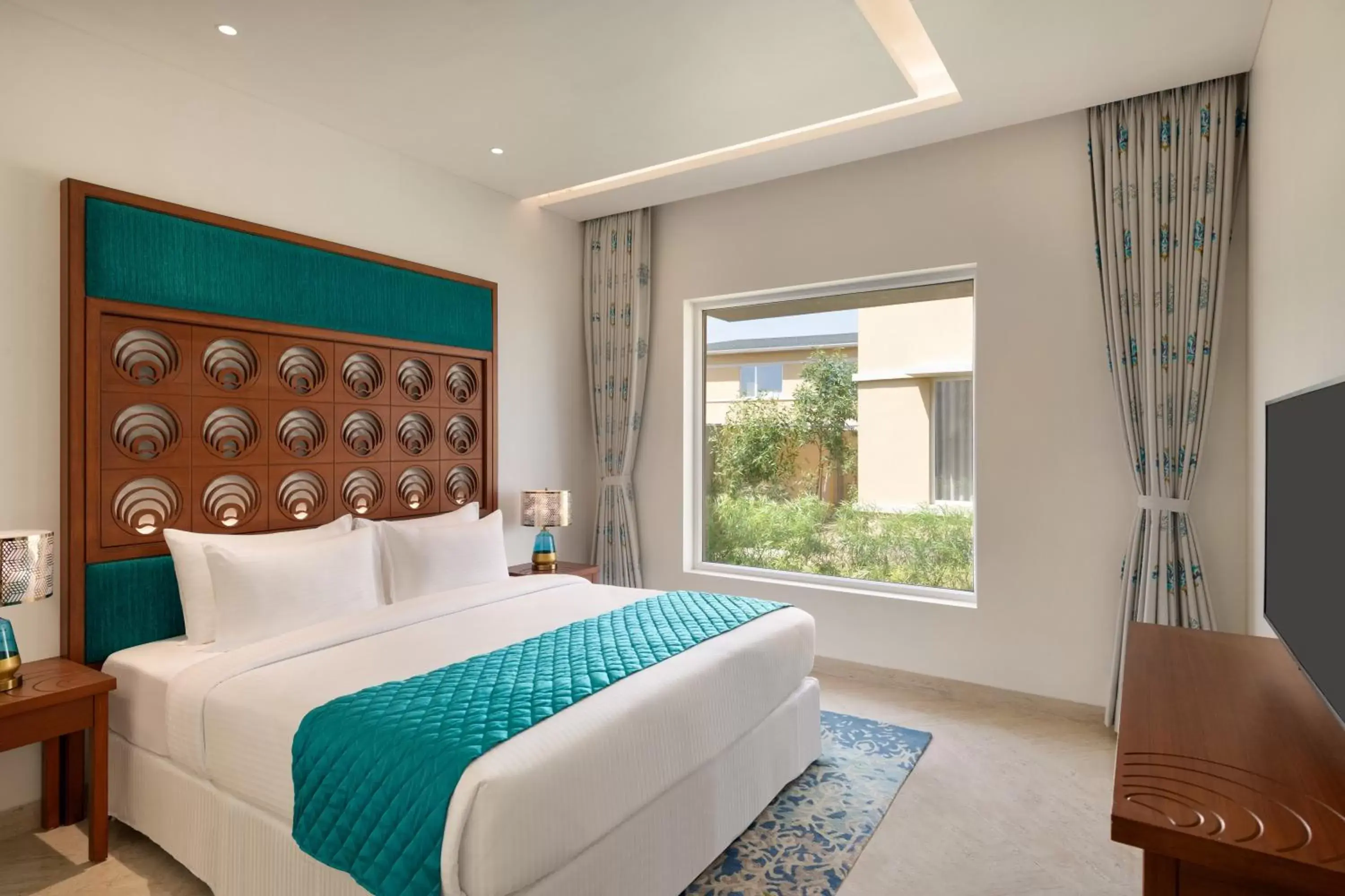 1 King Bed, Sunrise Garden Villa, Non-Smoking - single occupancy in Hawthorn Suites by Wyndham Dwarka 1 King Bed, Sunrise Garden Villa, Non-Smoking - single occupancy in Hawthorn Suites by Wyndham Dwarka