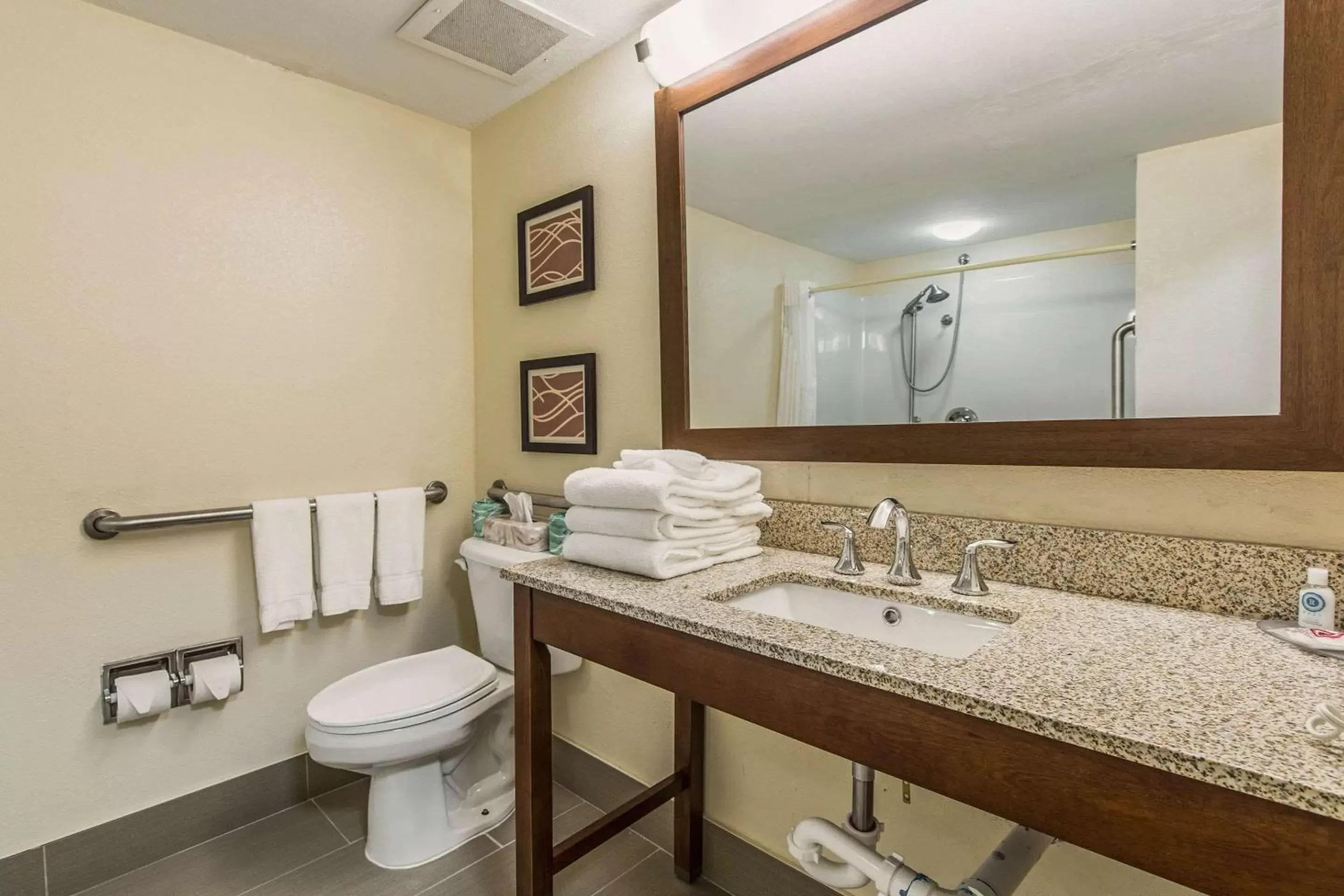 King Room - Non-Smoking in Comfort Inn & Suites Greenwood near University King Room - Non-Smoking in Comfort Inn & Suites Greenwood near University