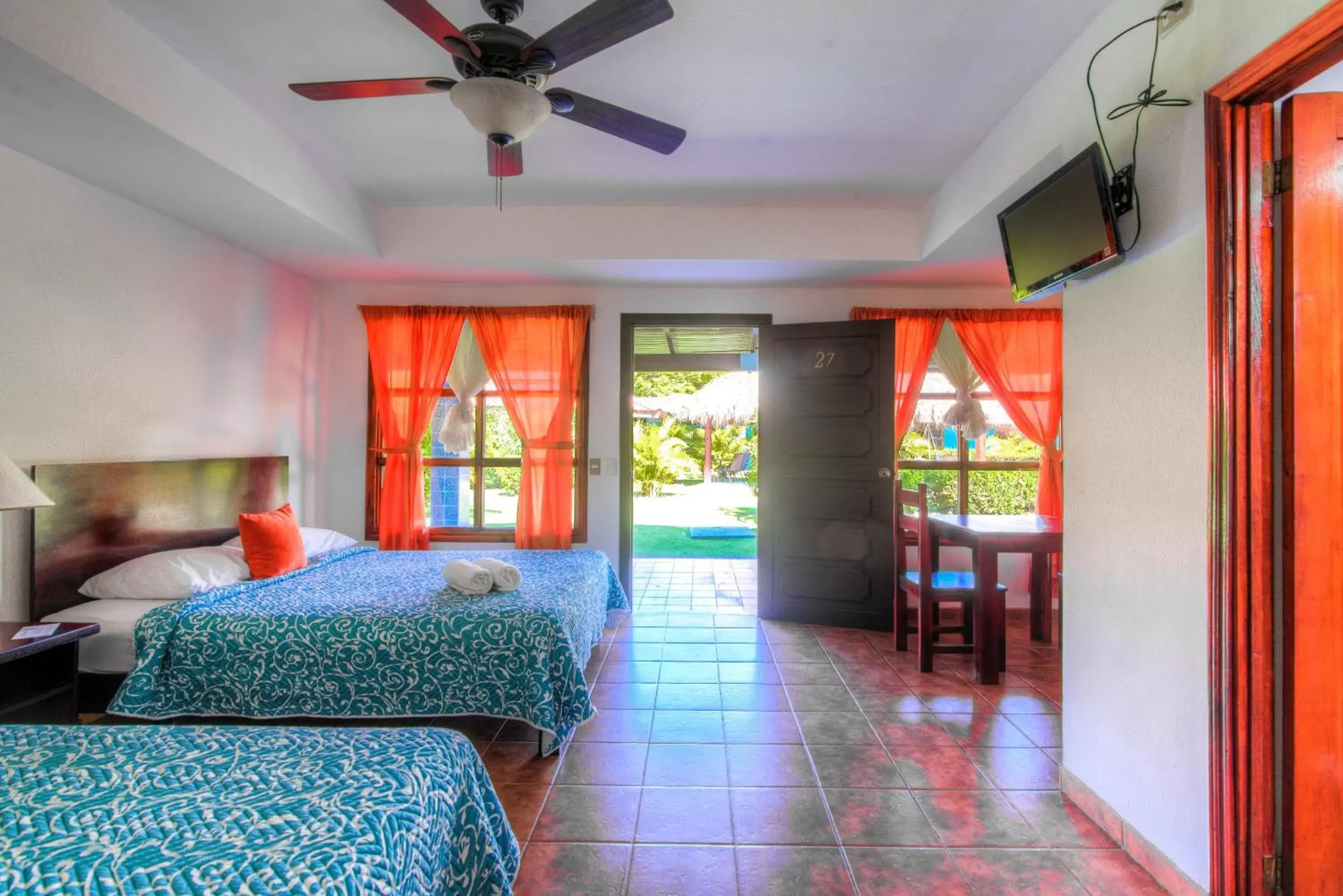 Beachfront two Queen Beds in Beach Break Resort Beachfront two Queen Beds in Beach Break Resort